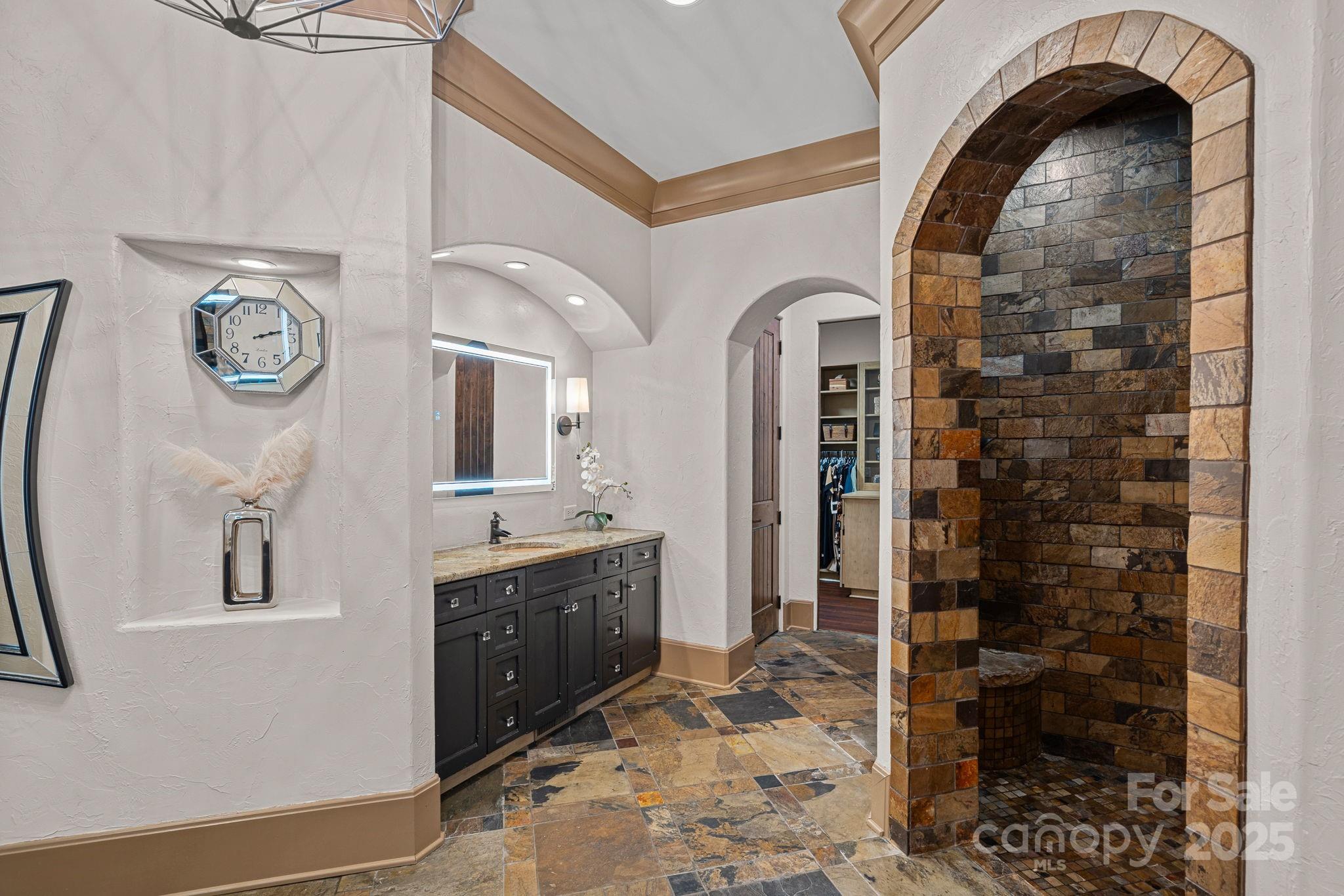 6821 Pebble Bay Drive