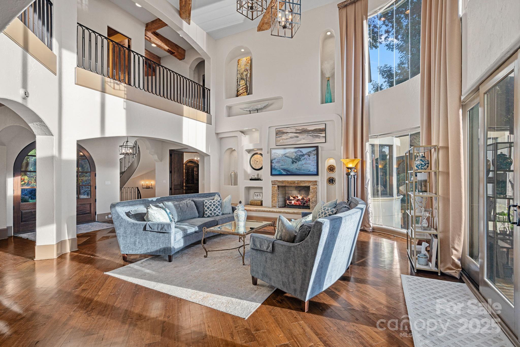 6821 Pebble Bay Drive