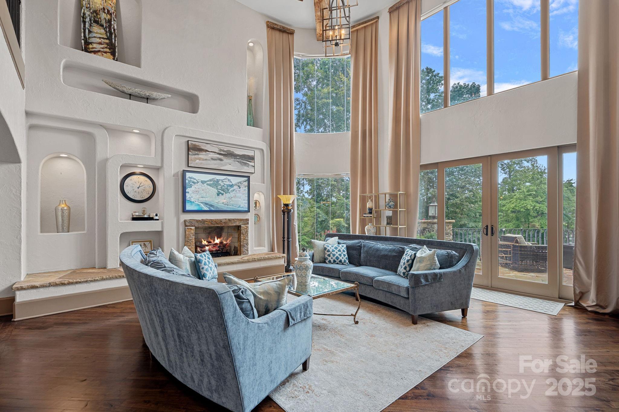 6821 Pebble Bay Drive