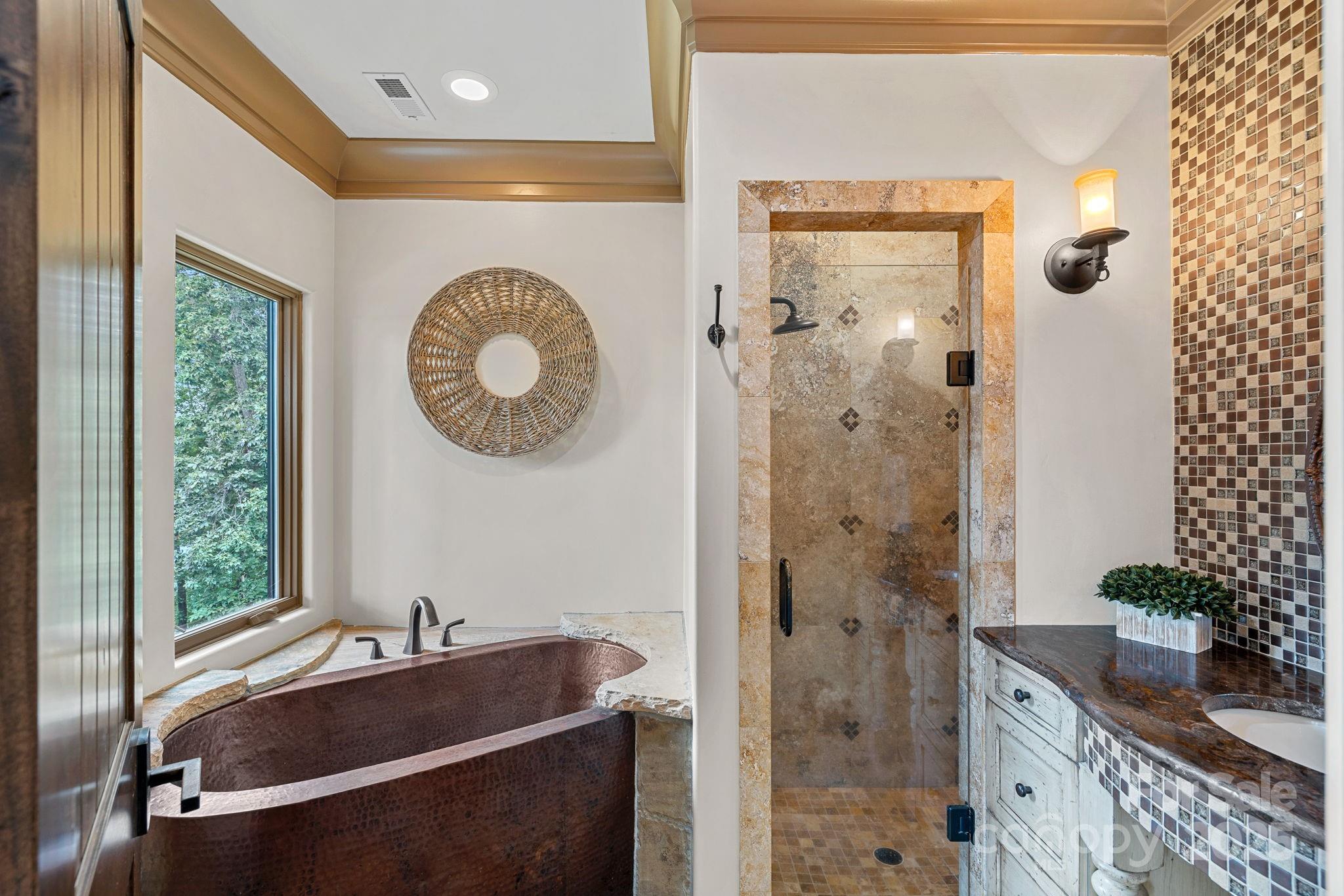 6821 Pebble Bay Drive