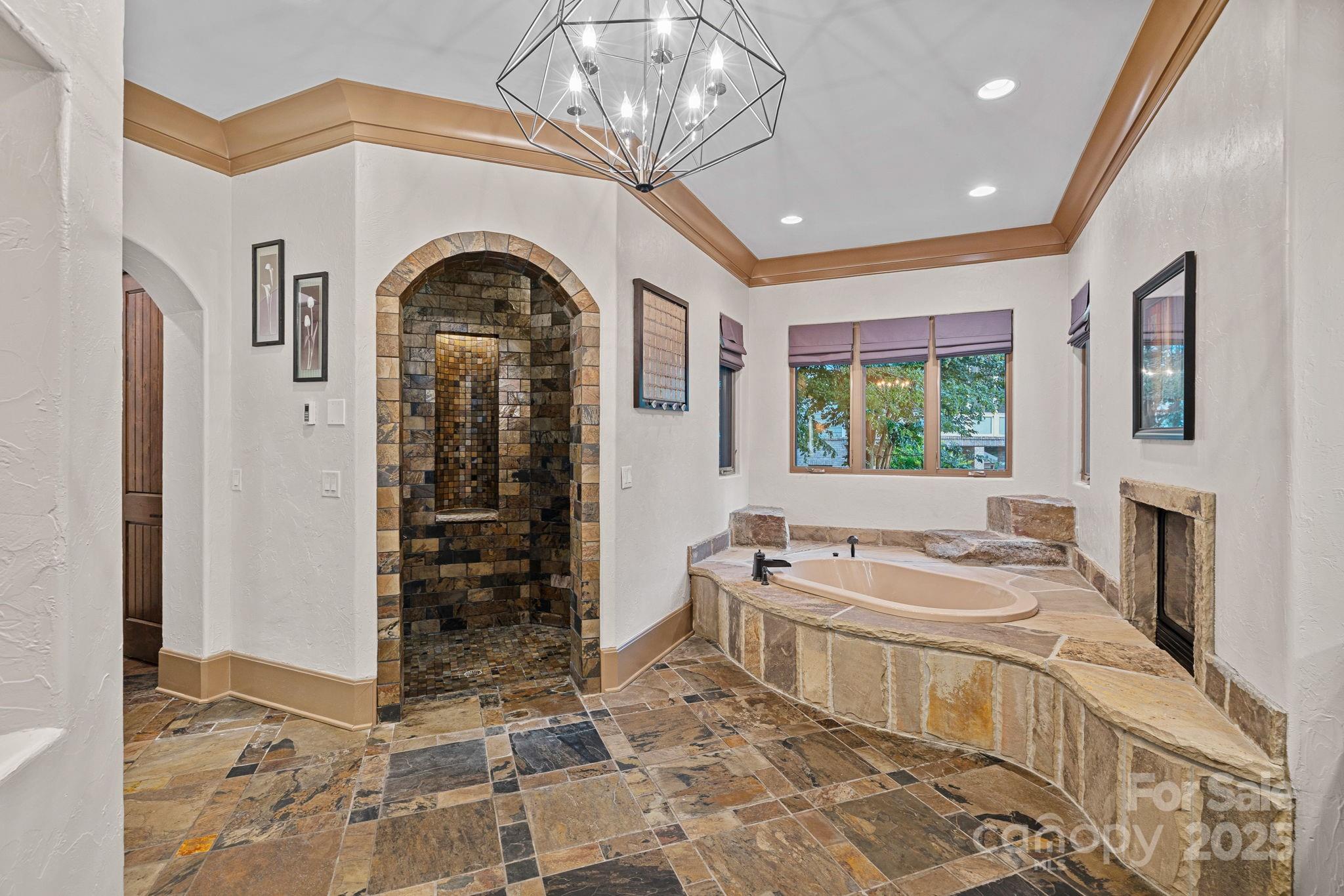 6821 Pebble Bay Drive