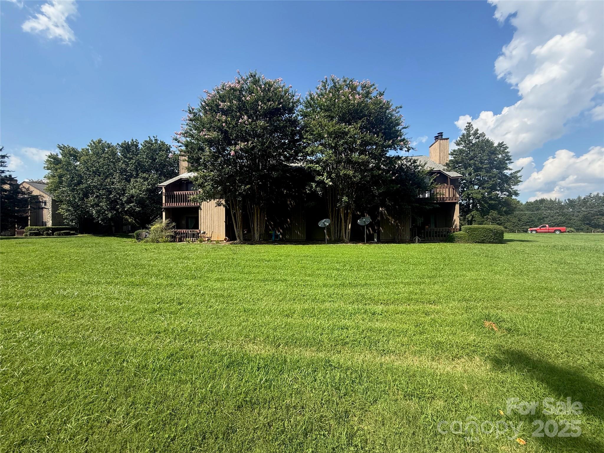 1011 Mallard Head Lane