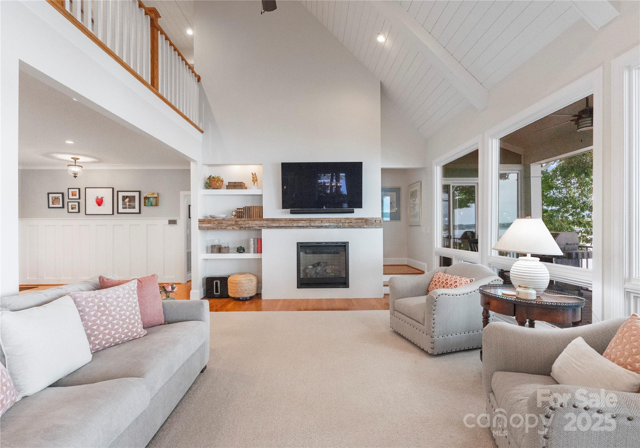 150 Fawn Lane