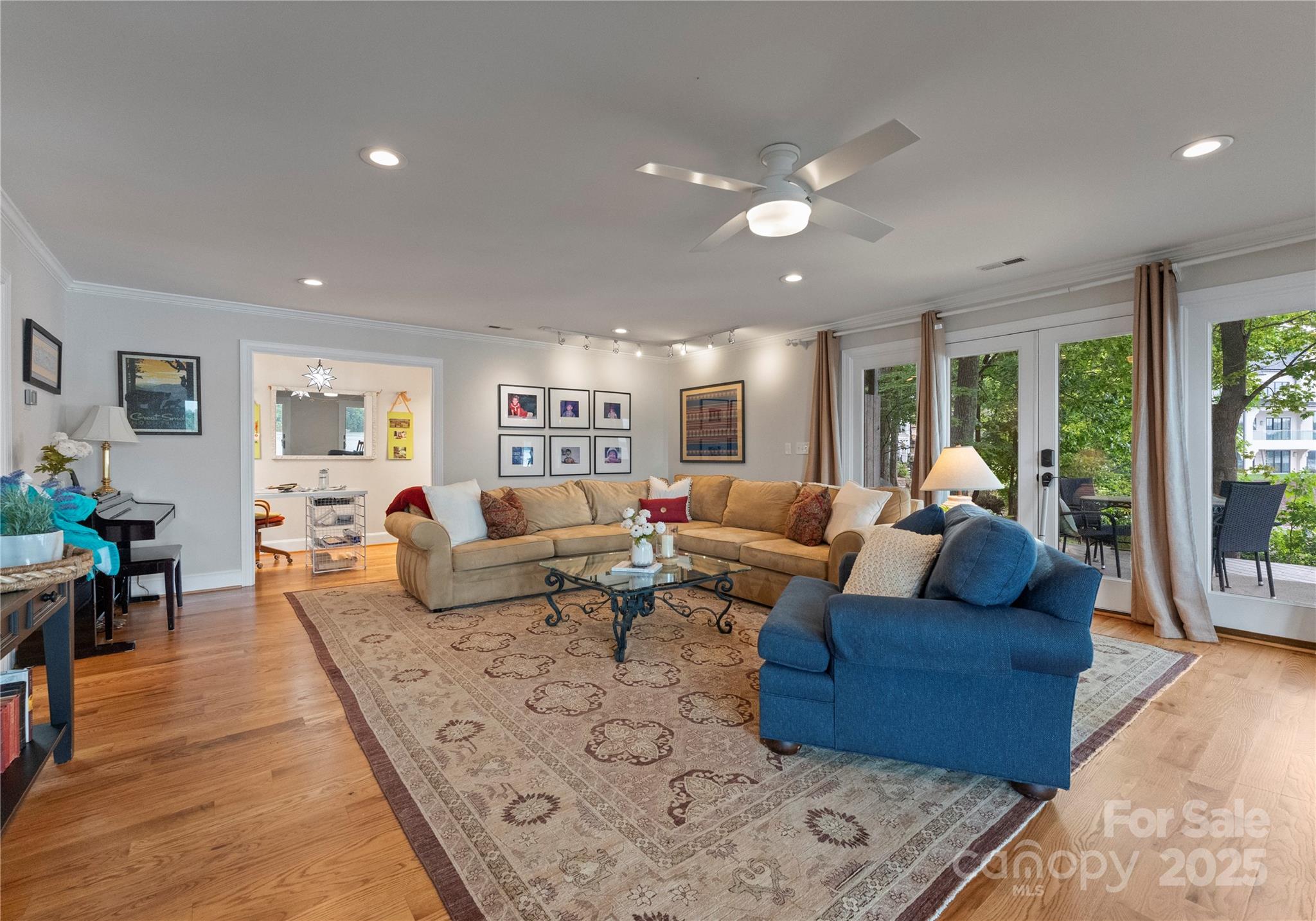 150 Fawn Lane