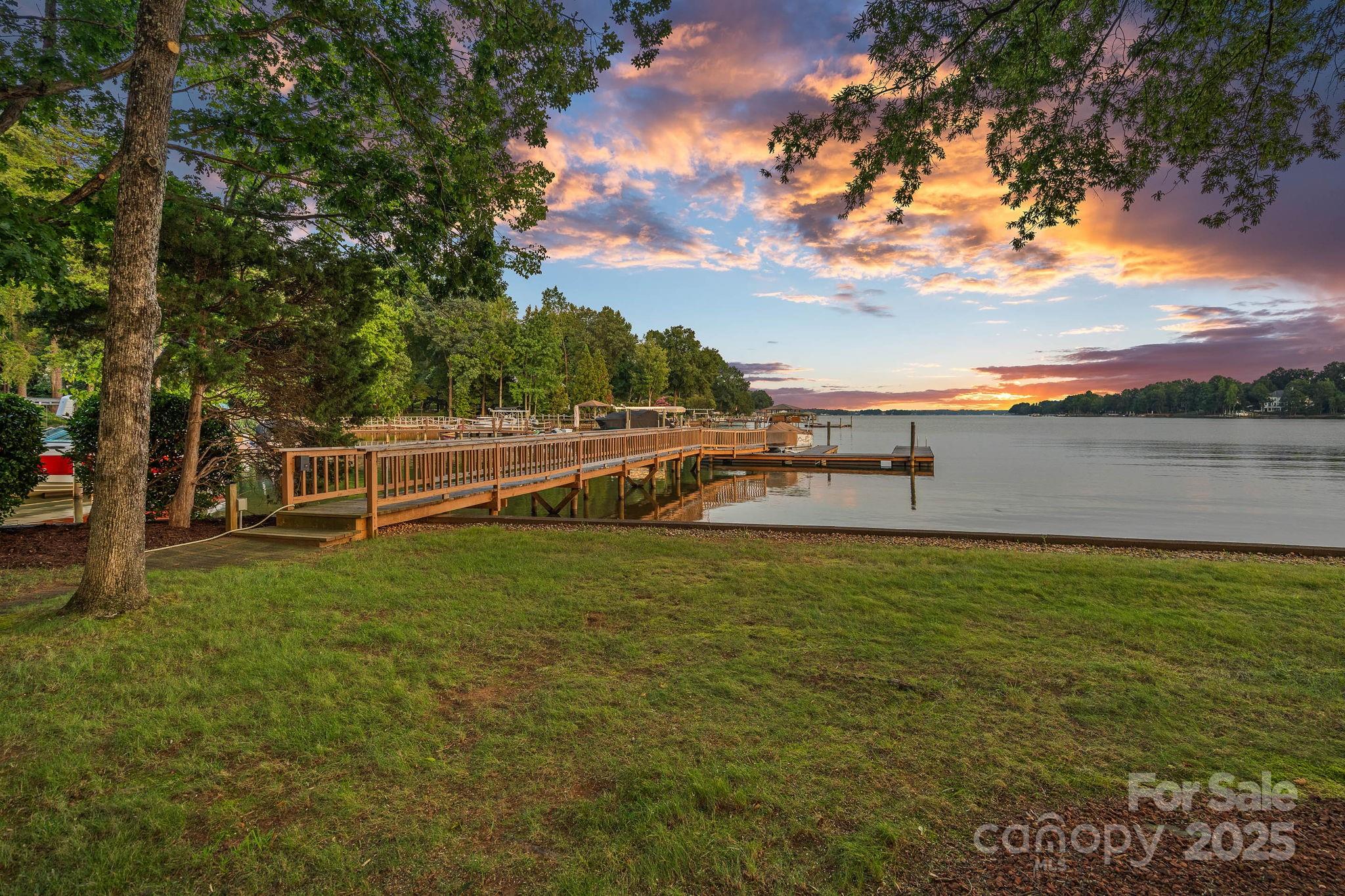 121 Harbor Shore Court