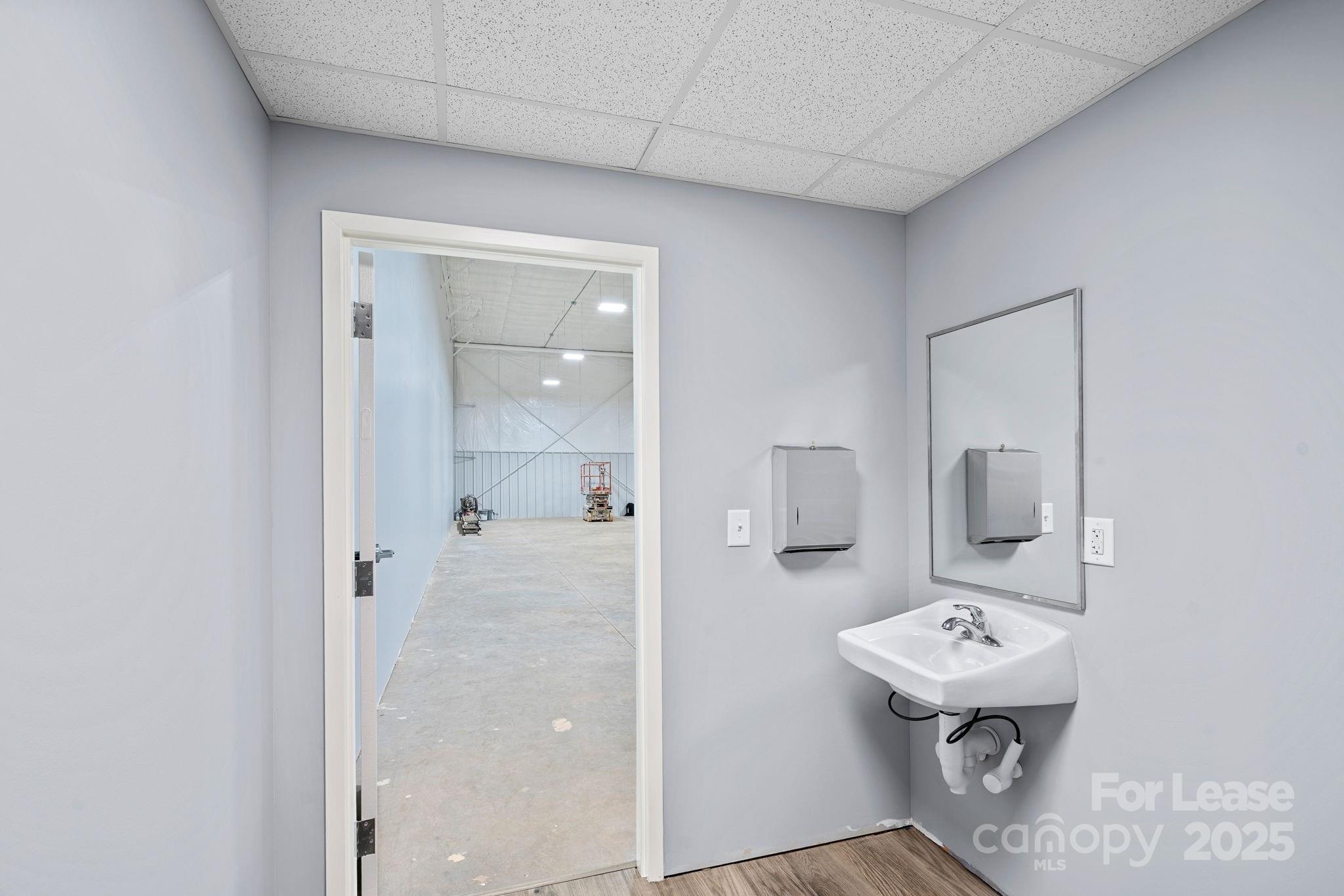 115 Overhill Drive Unit: 102