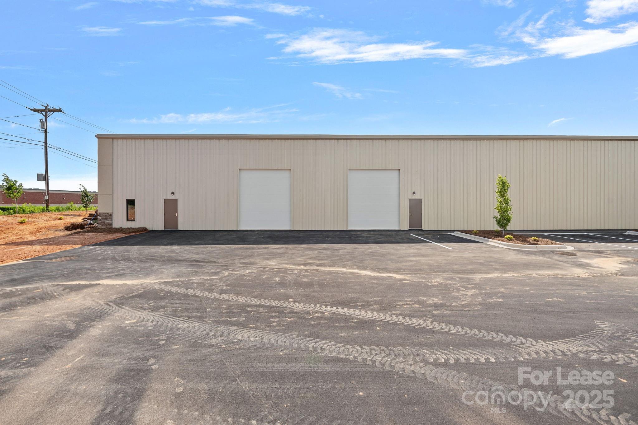 115 Overhill Drive Unit: 102