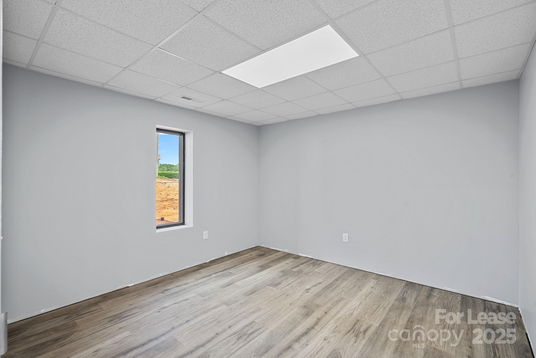 115 Overhill Drive Unit: 102