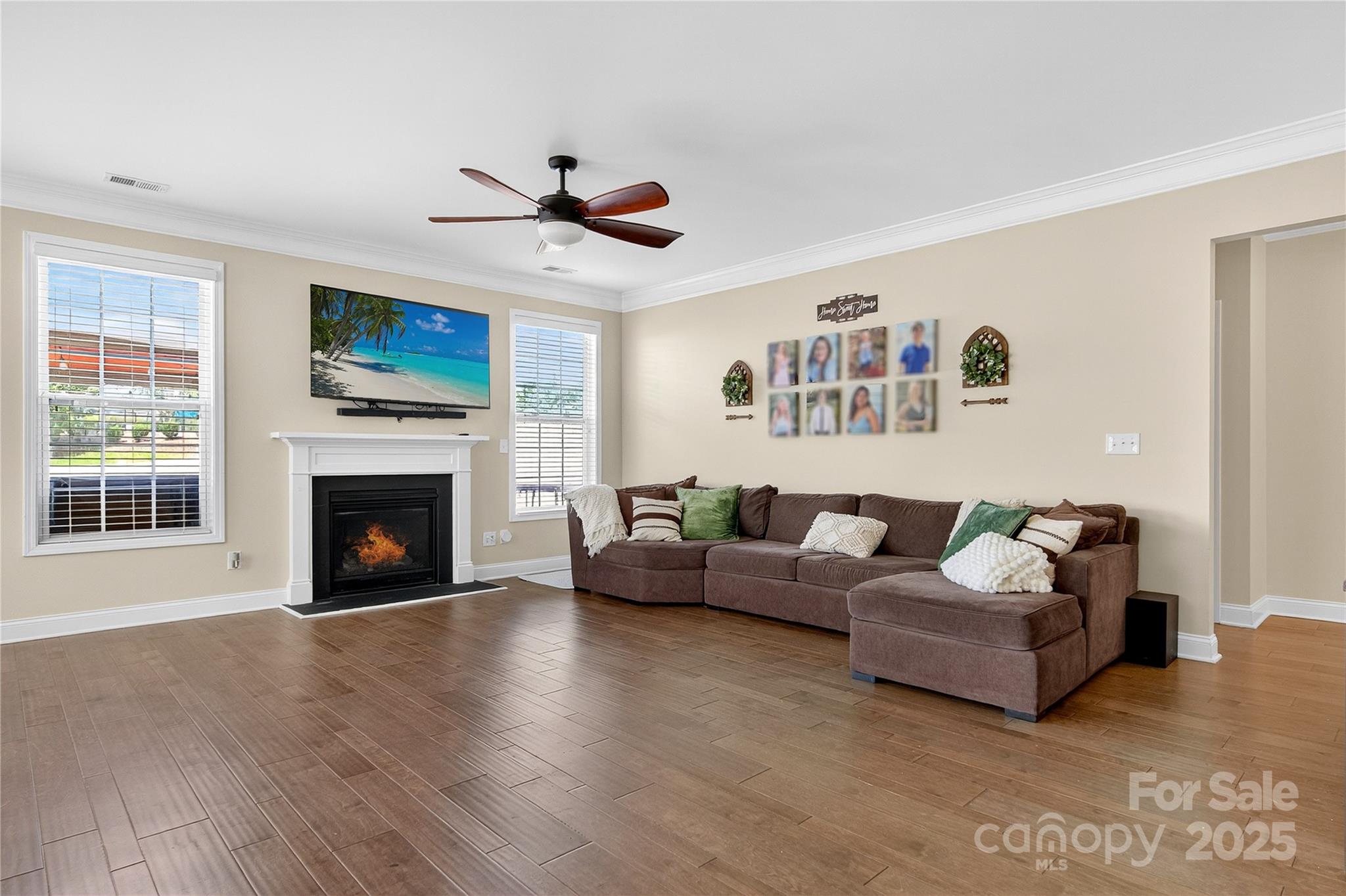 3930 Norman View Drive