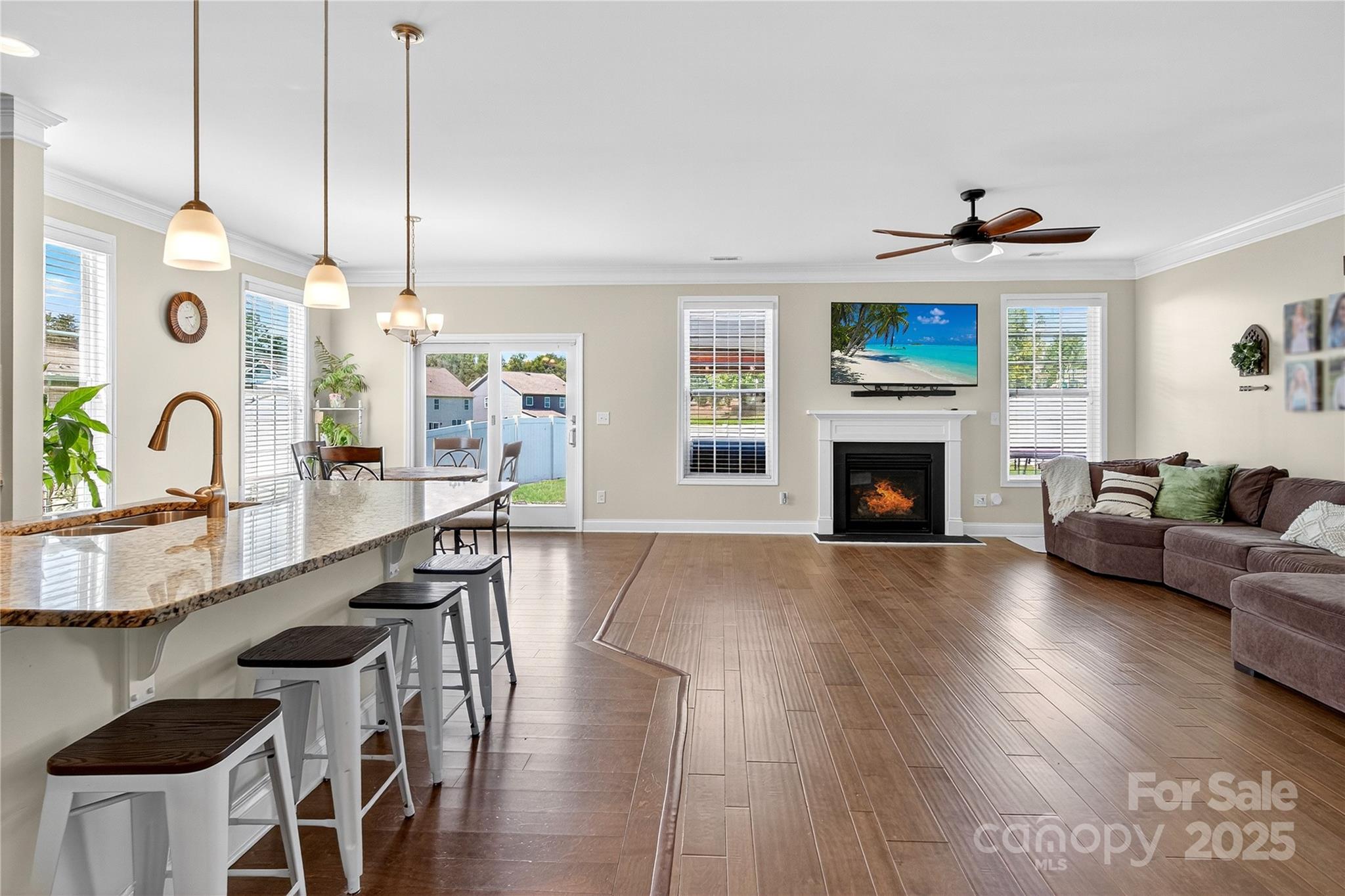 3930 Norman View Drive