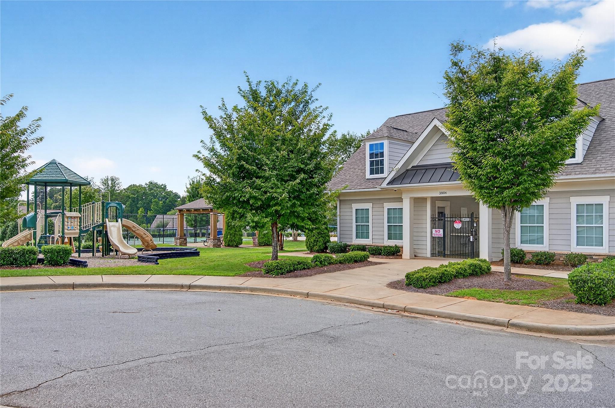 3930 Norman View Drive