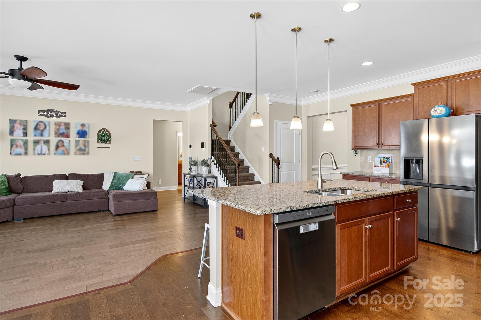 3930 Norman View Drive