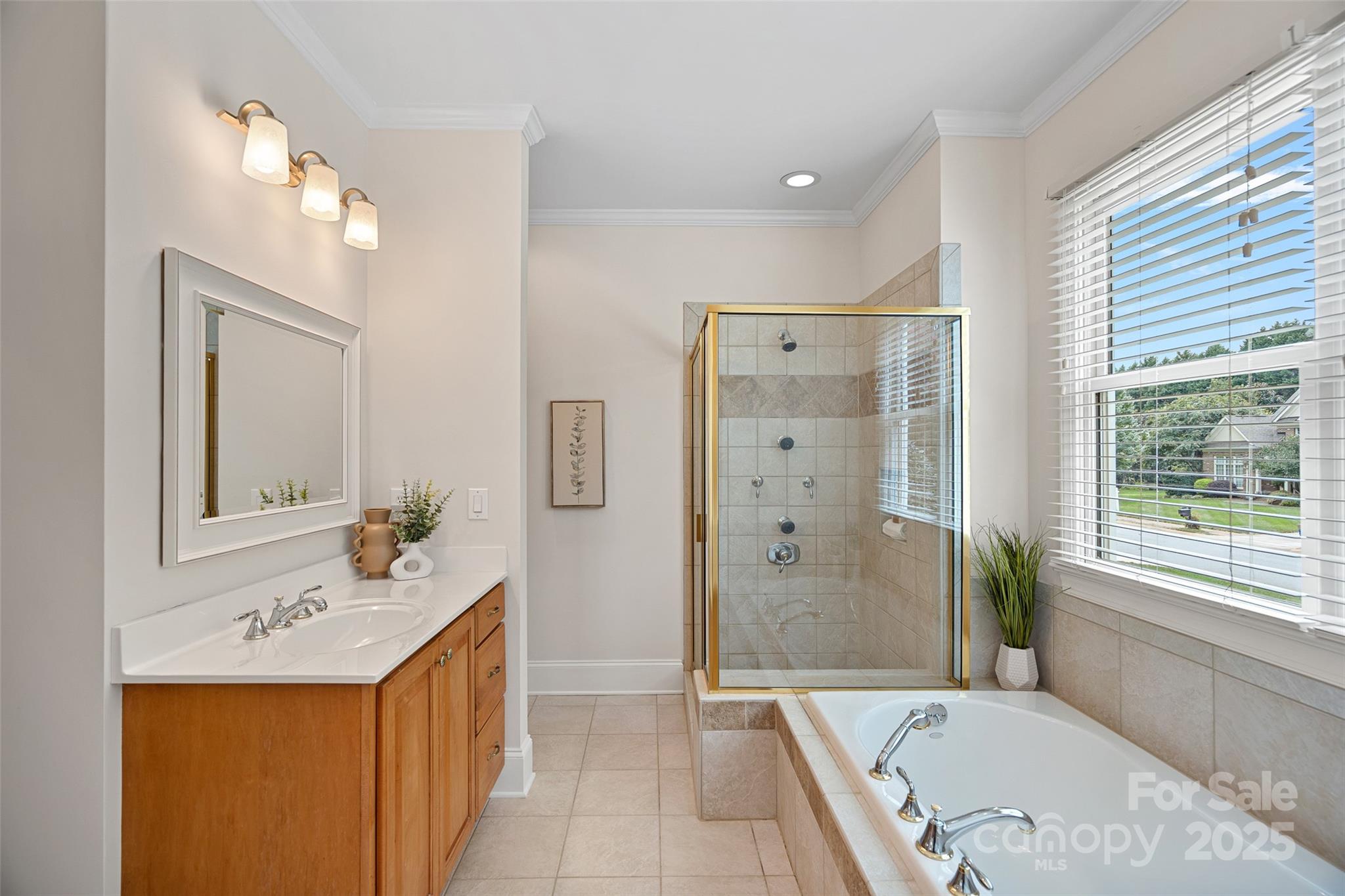 122 Pin Oak Lane