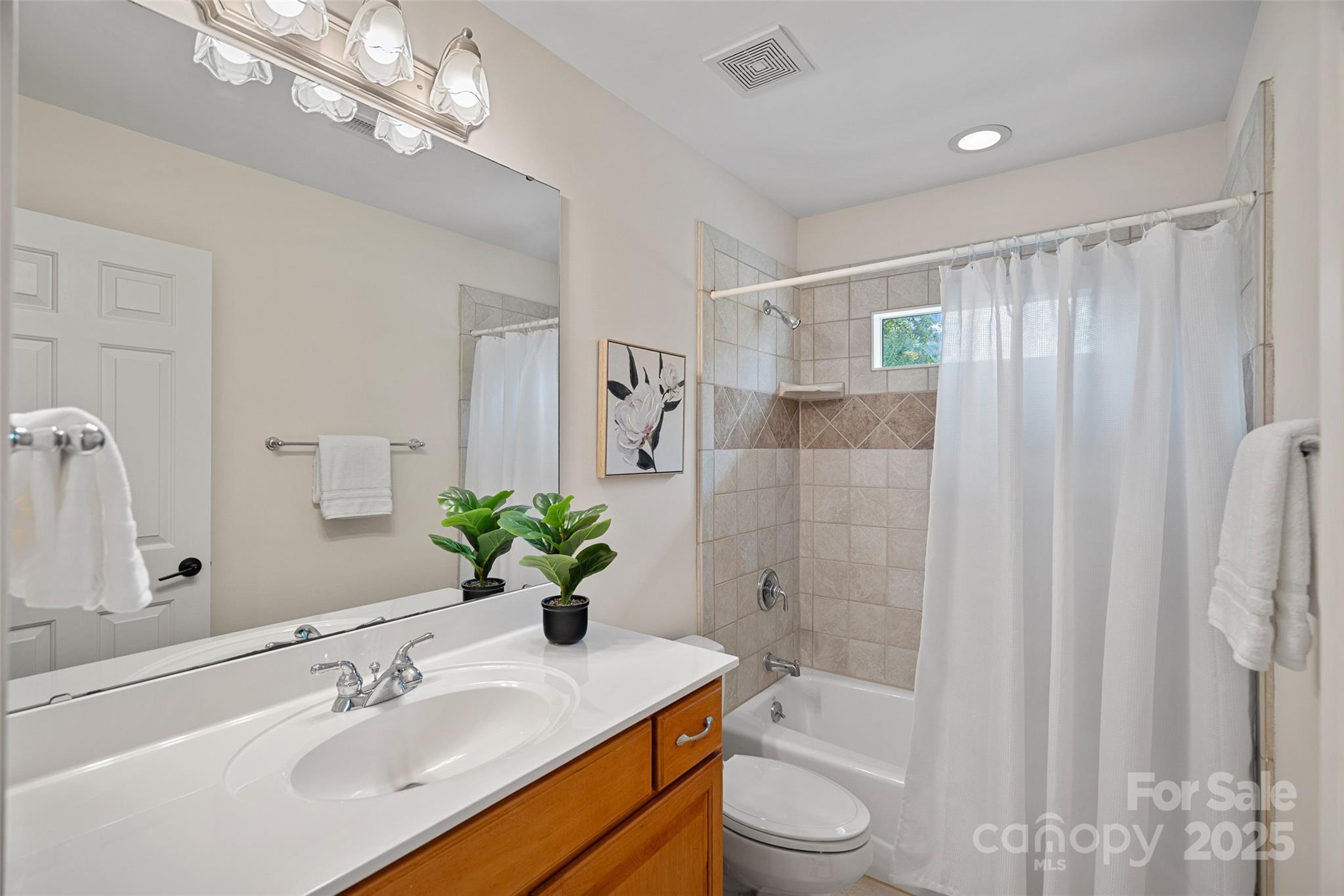 122 Pin Oak Lane