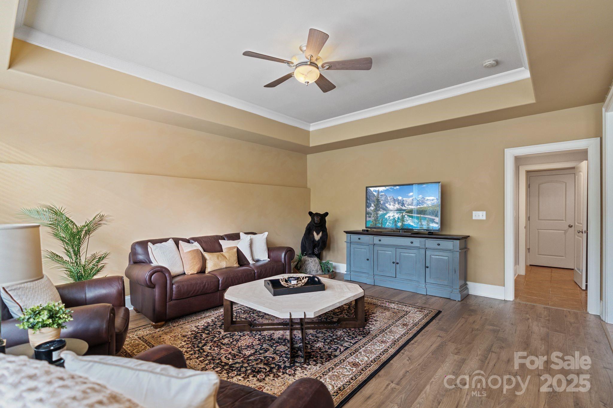8915 Linden Grove Court
