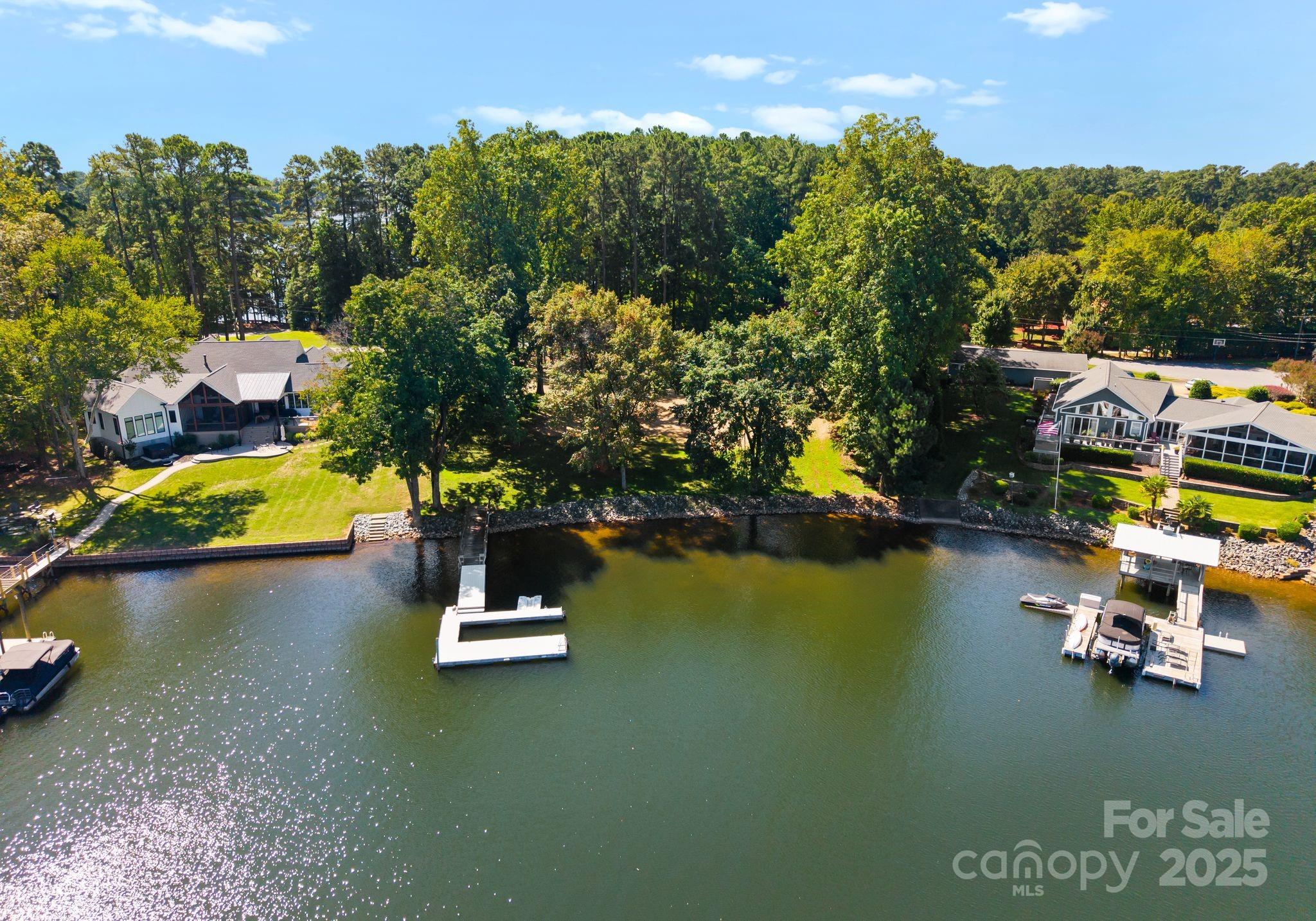 116 Cottage Grove Lane
