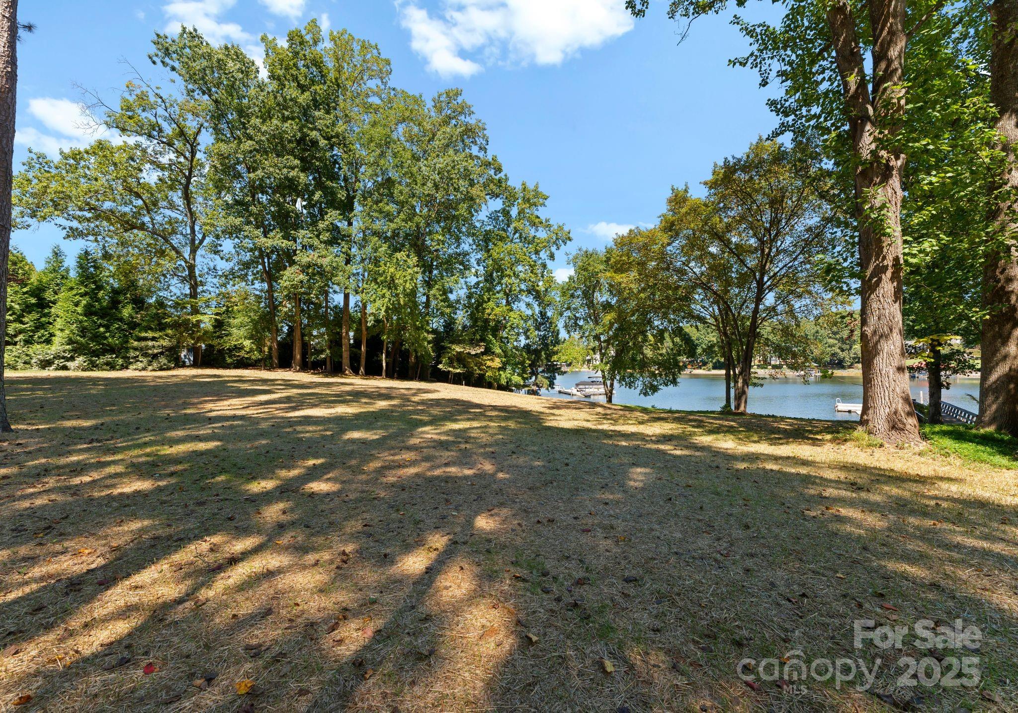 116 Cottage Grove Lane