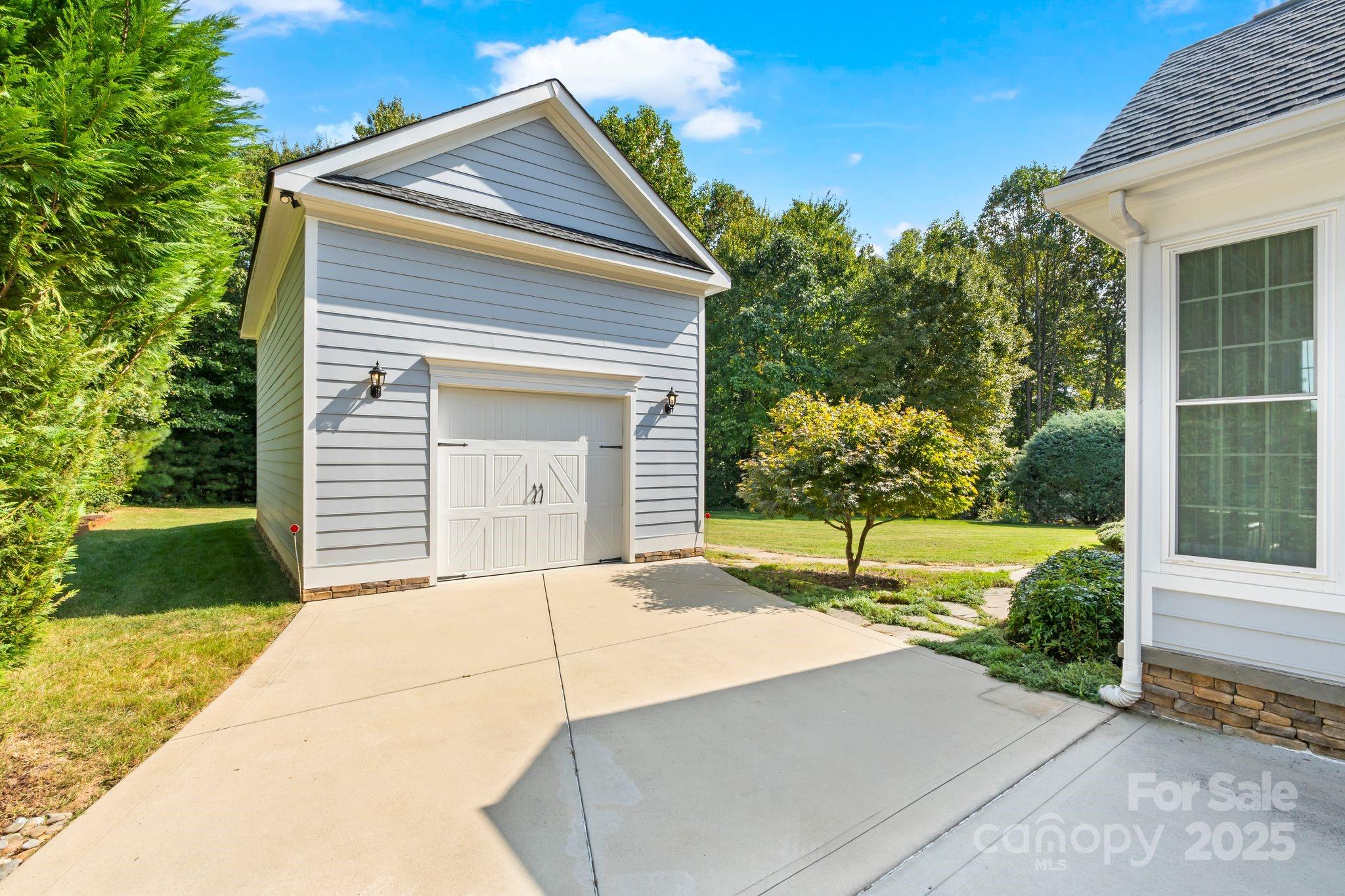 156 Bay Shore Loop