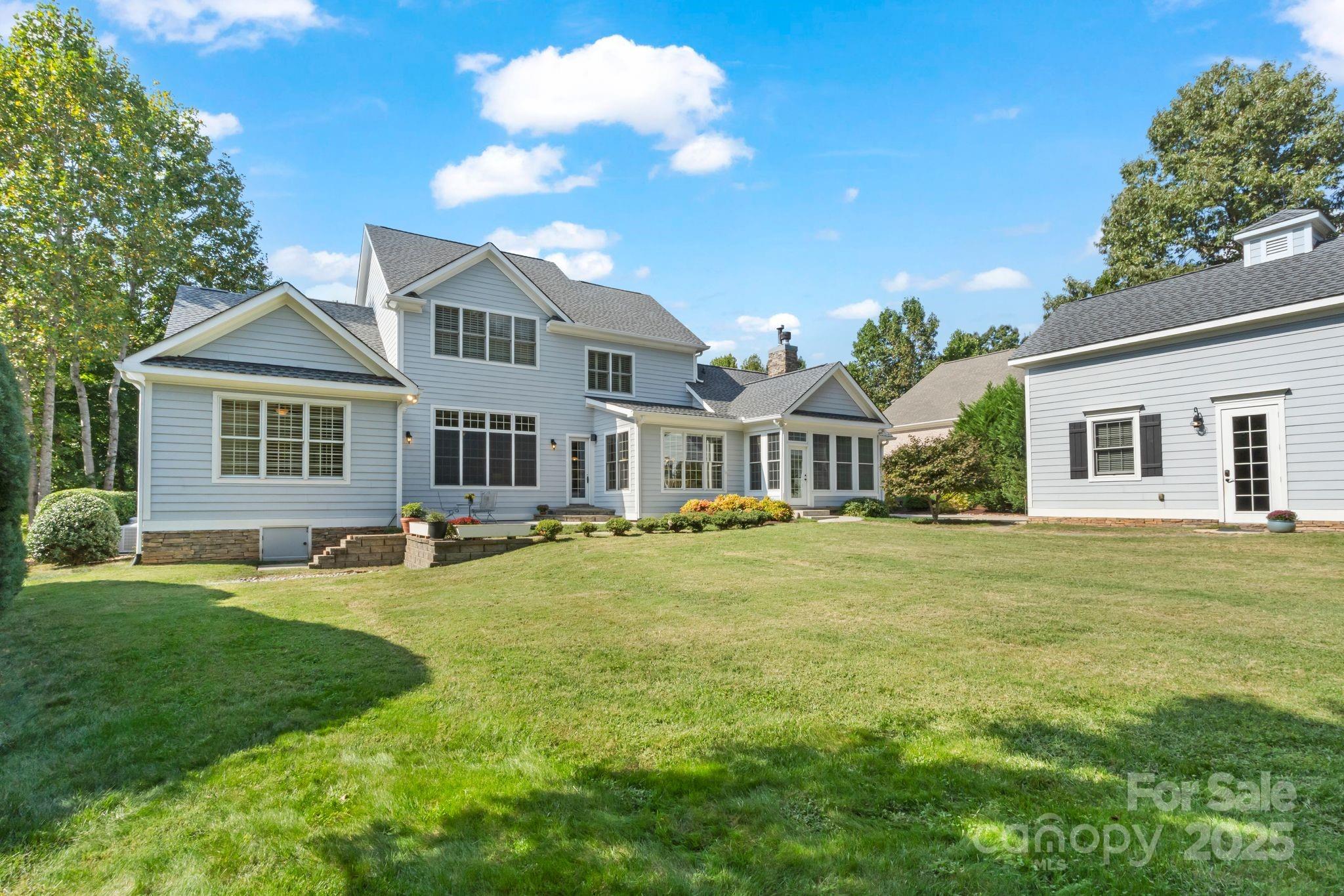 156 Bay Shore Loop