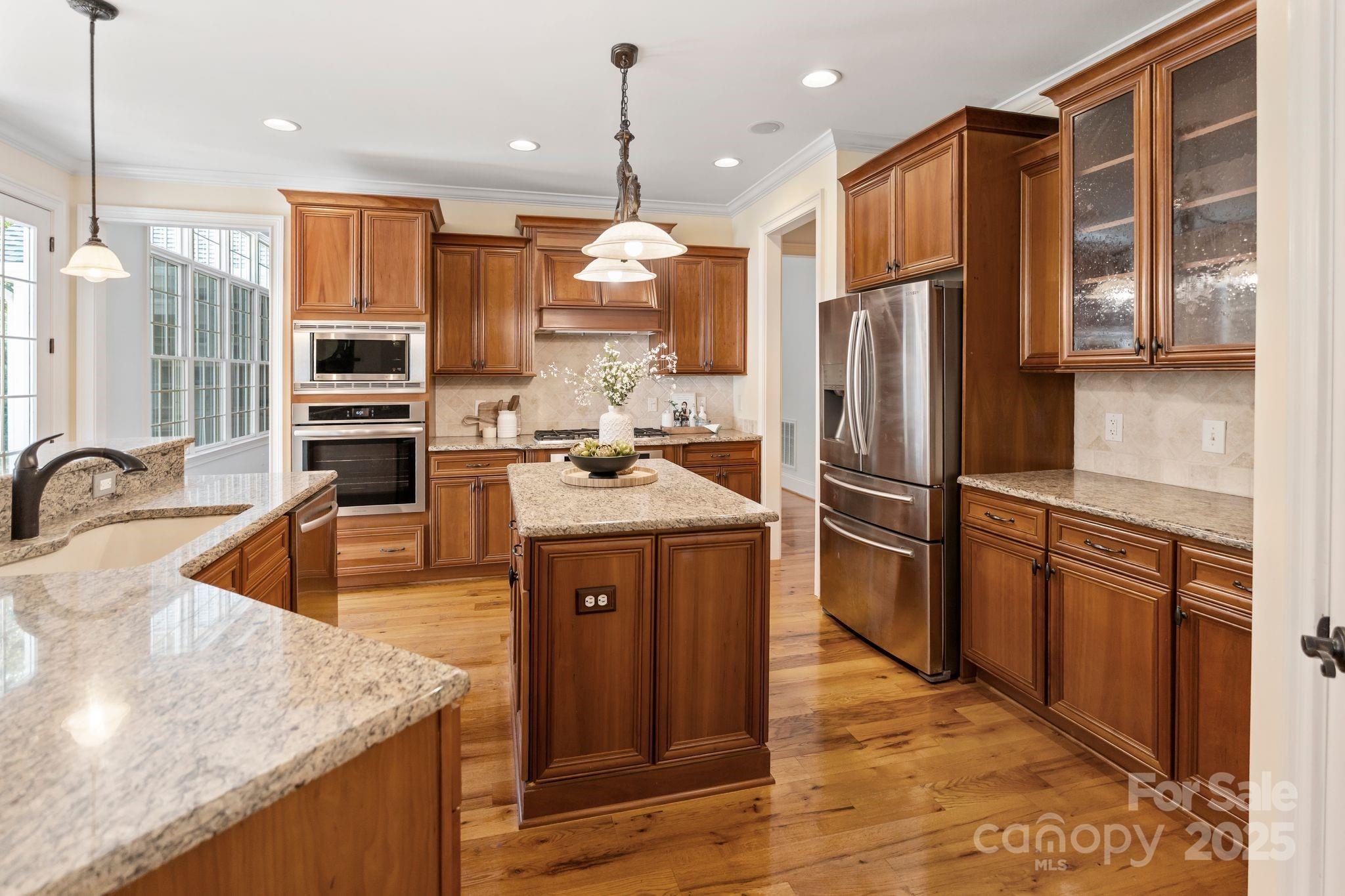 156 Bay Shore Loop