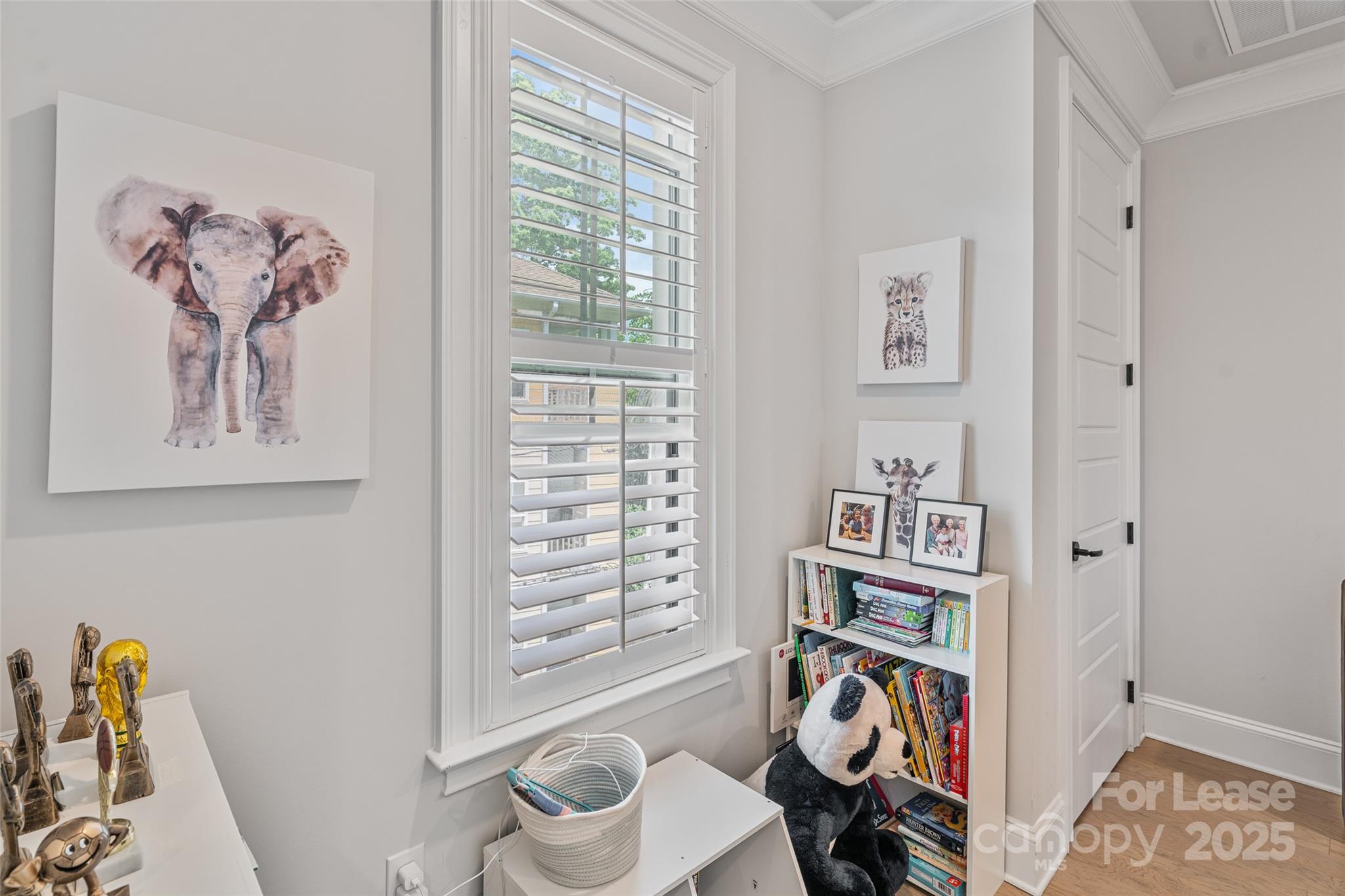 1111 Parkside Greenway Drive