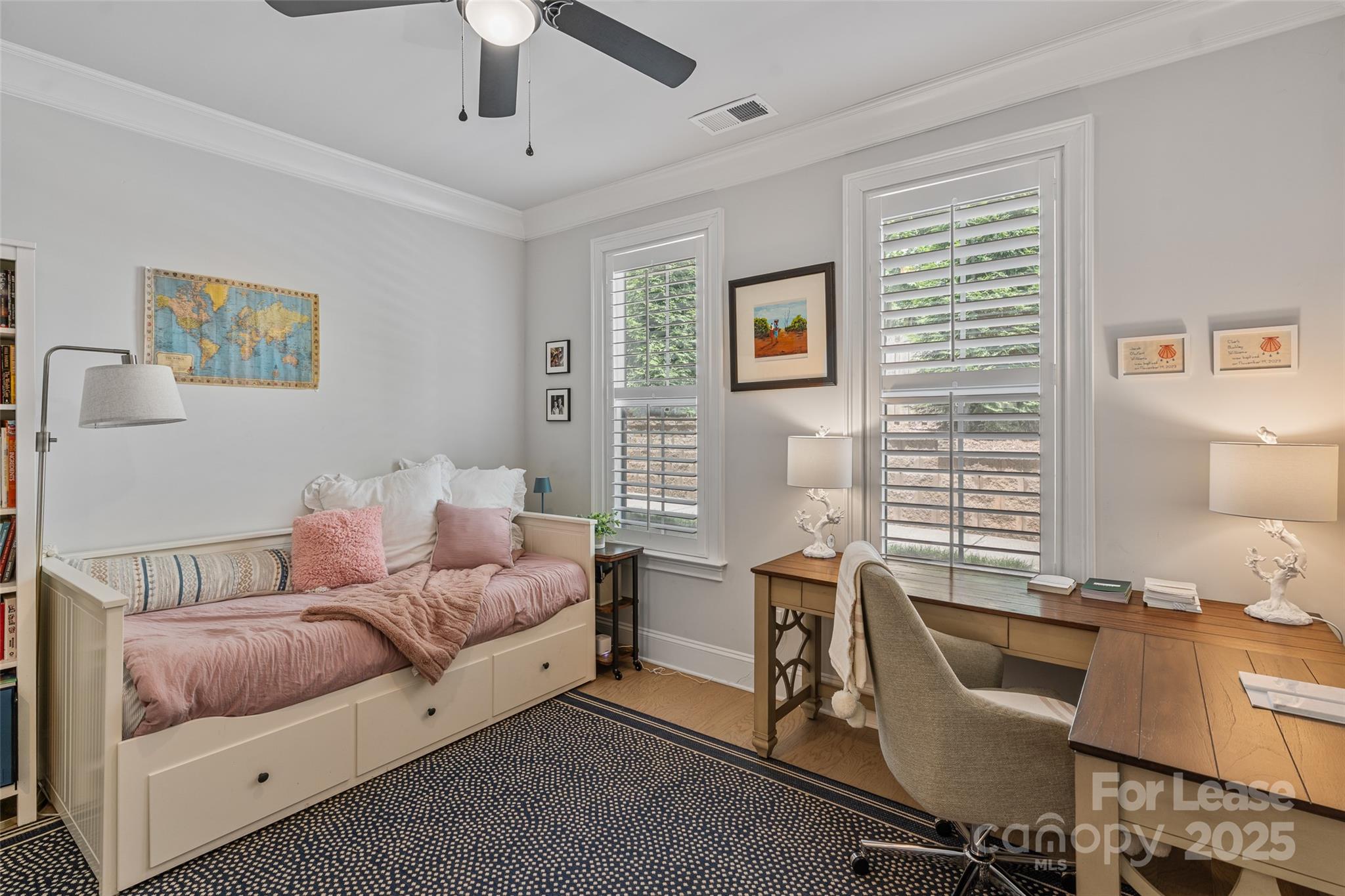 1111 Parkside Greenway Drive