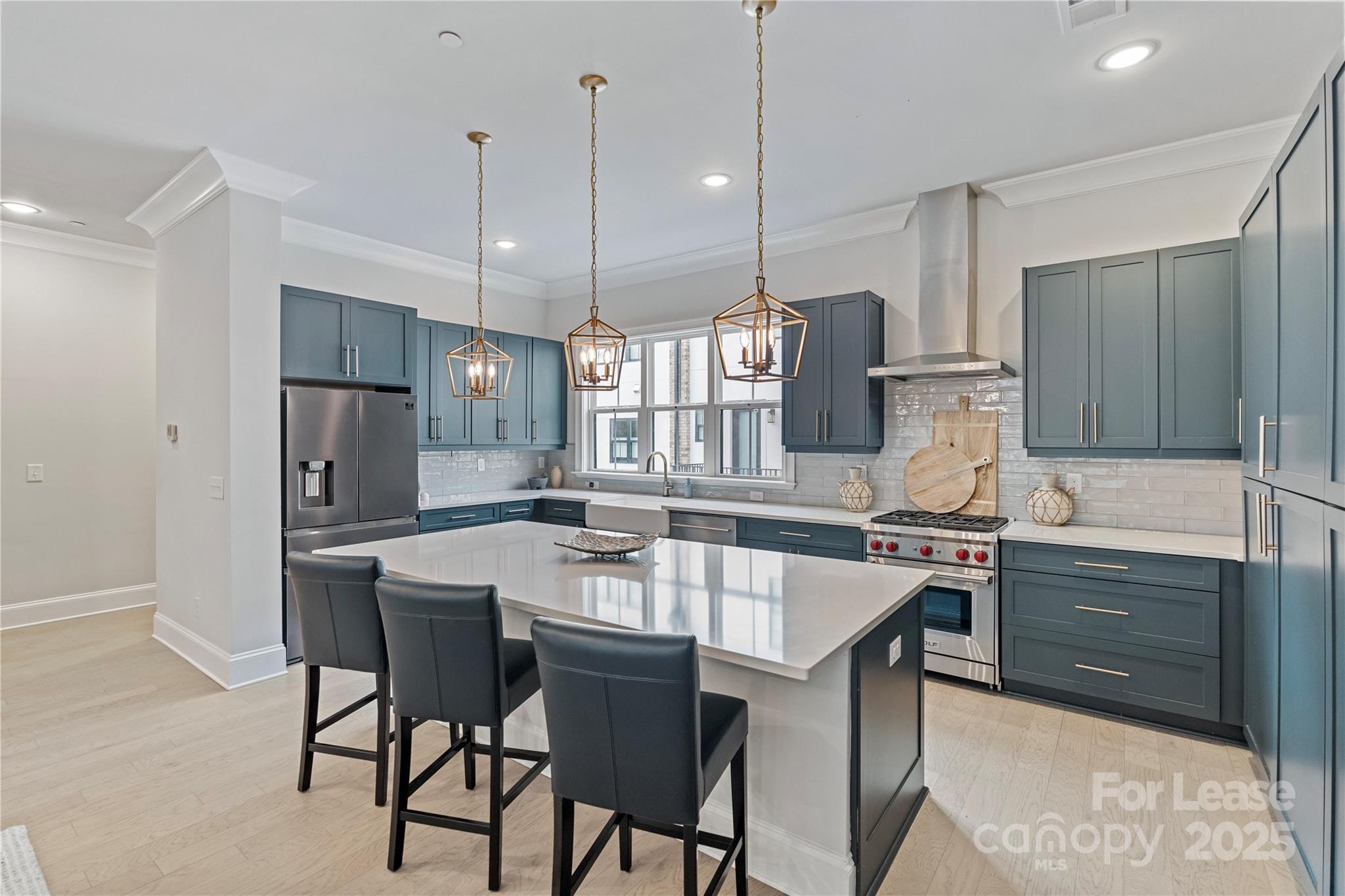 1111 Parkside Greenway Drive