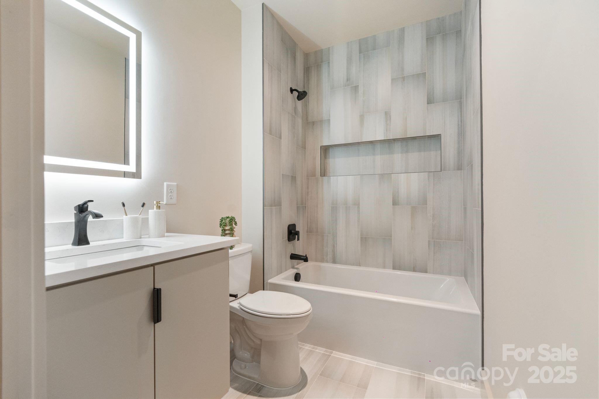 7067 Wateredge Drive