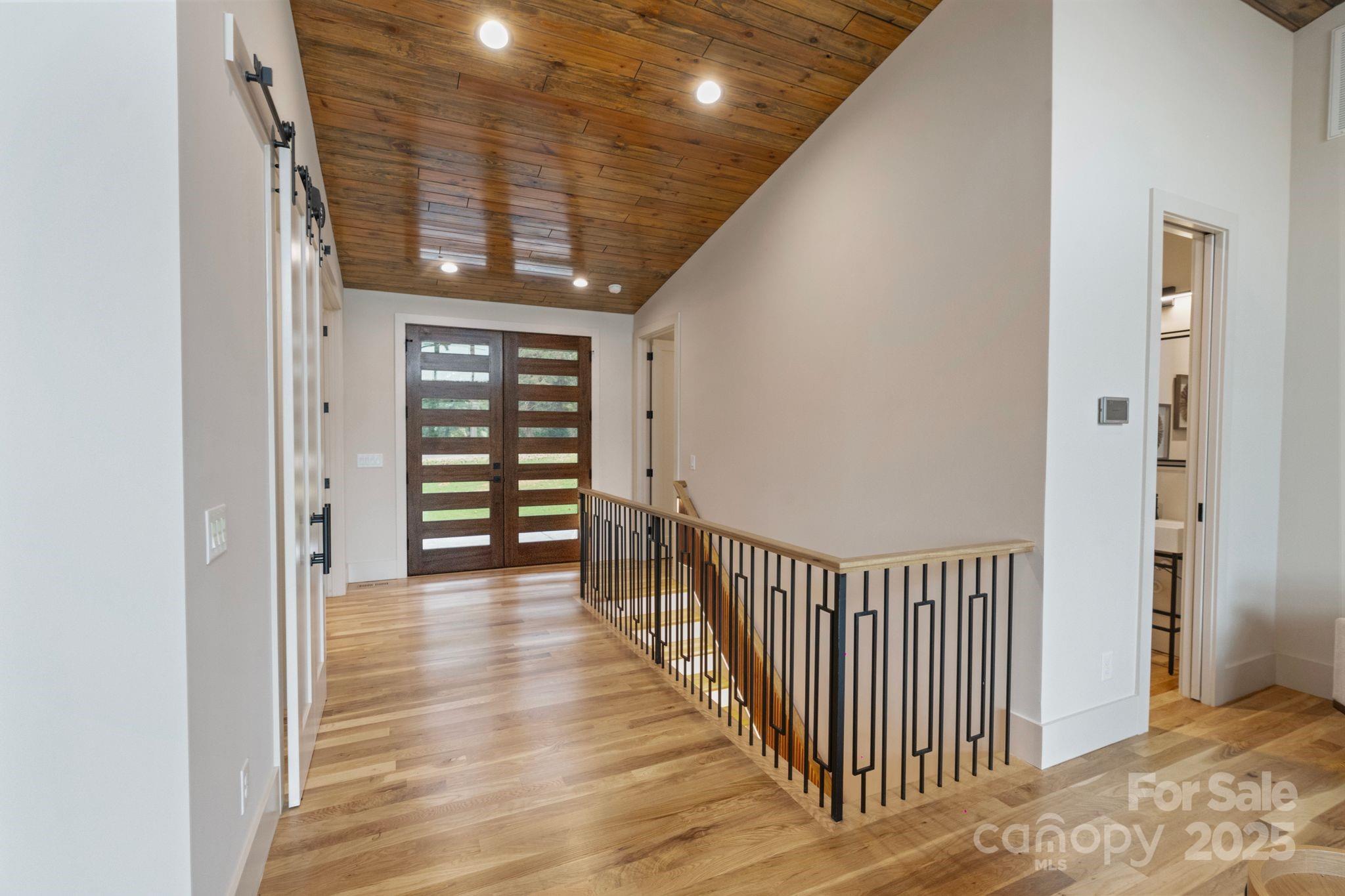 7067 Wateredge Drive