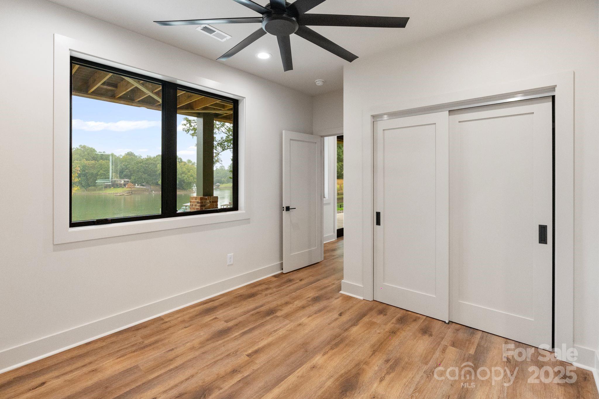 7067 Wateredge Drive