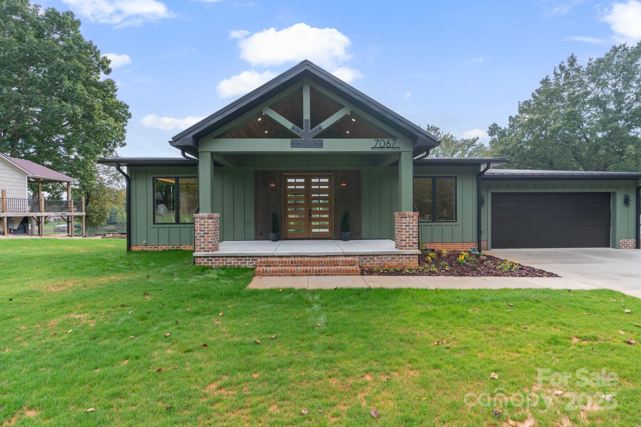 7067 Wateredge Drive