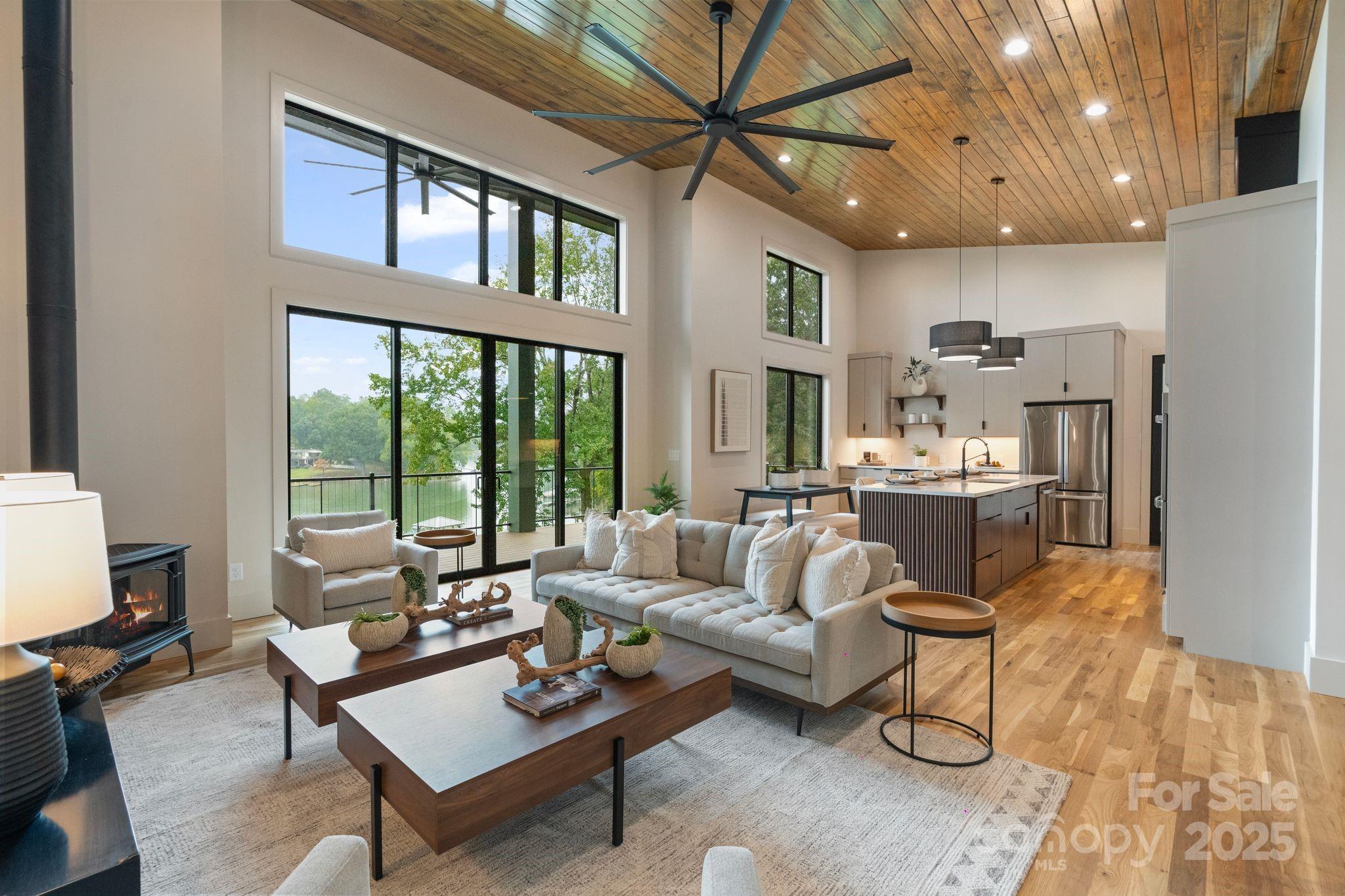 7067 Wateredge Drive