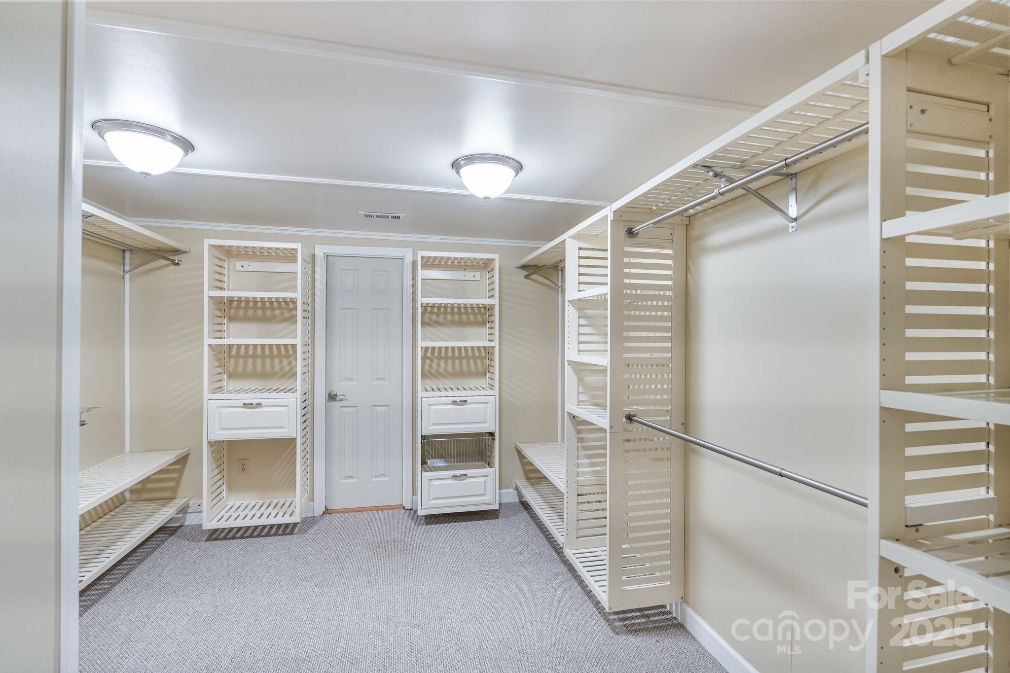 182 Broadview Circle