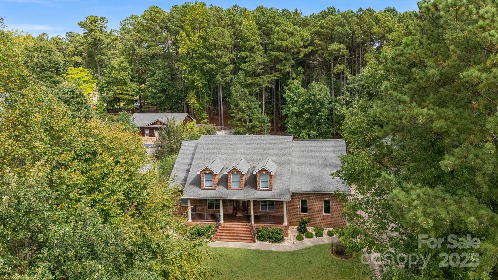 182 Broadview Circle