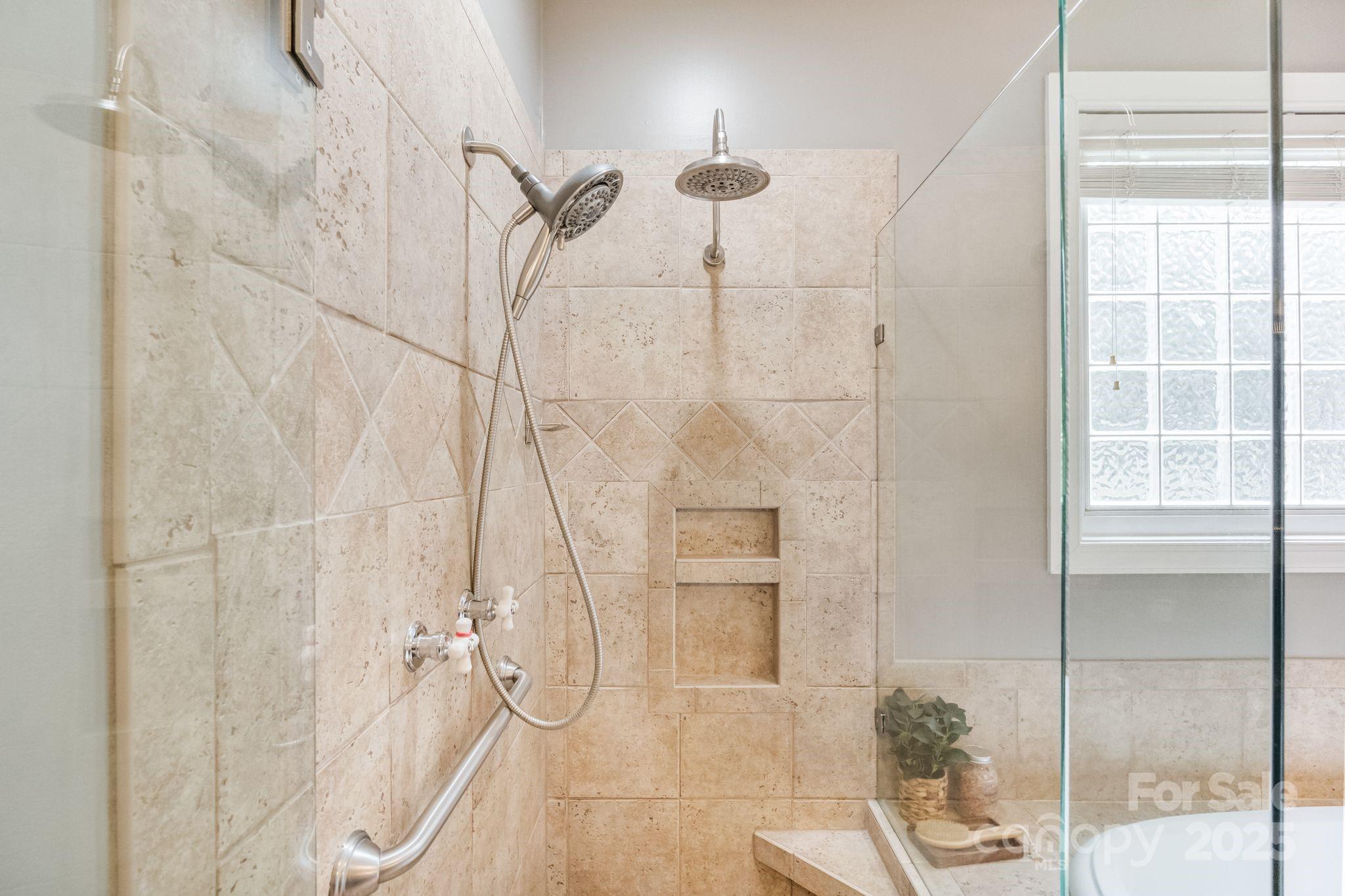 182 Broadview Circle