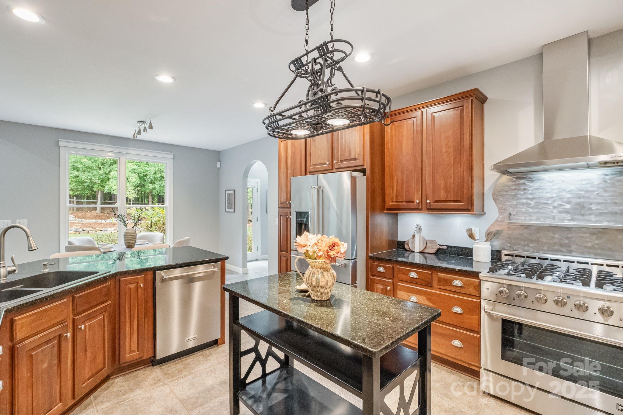 182 Broadview Circle