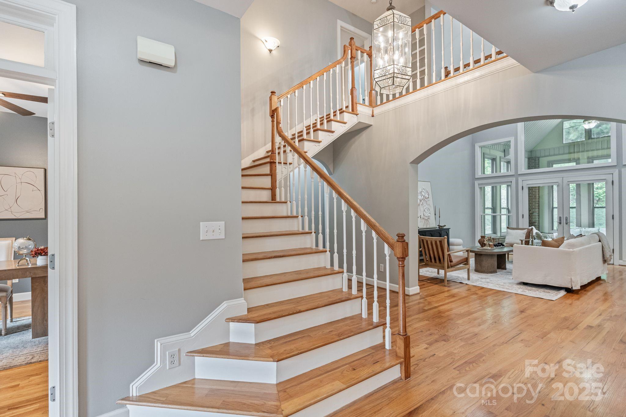 182 Broadview Circle