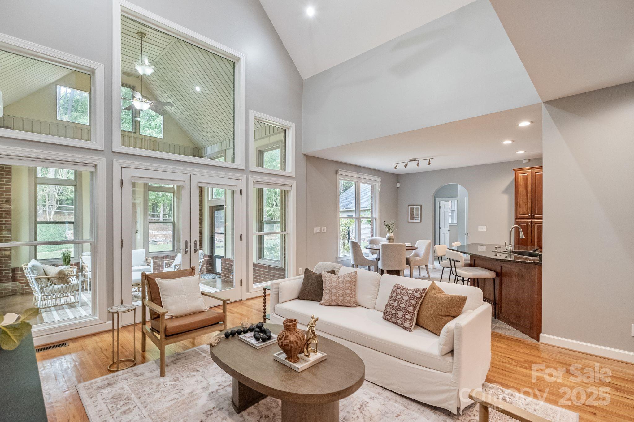 182 Broadview Circle