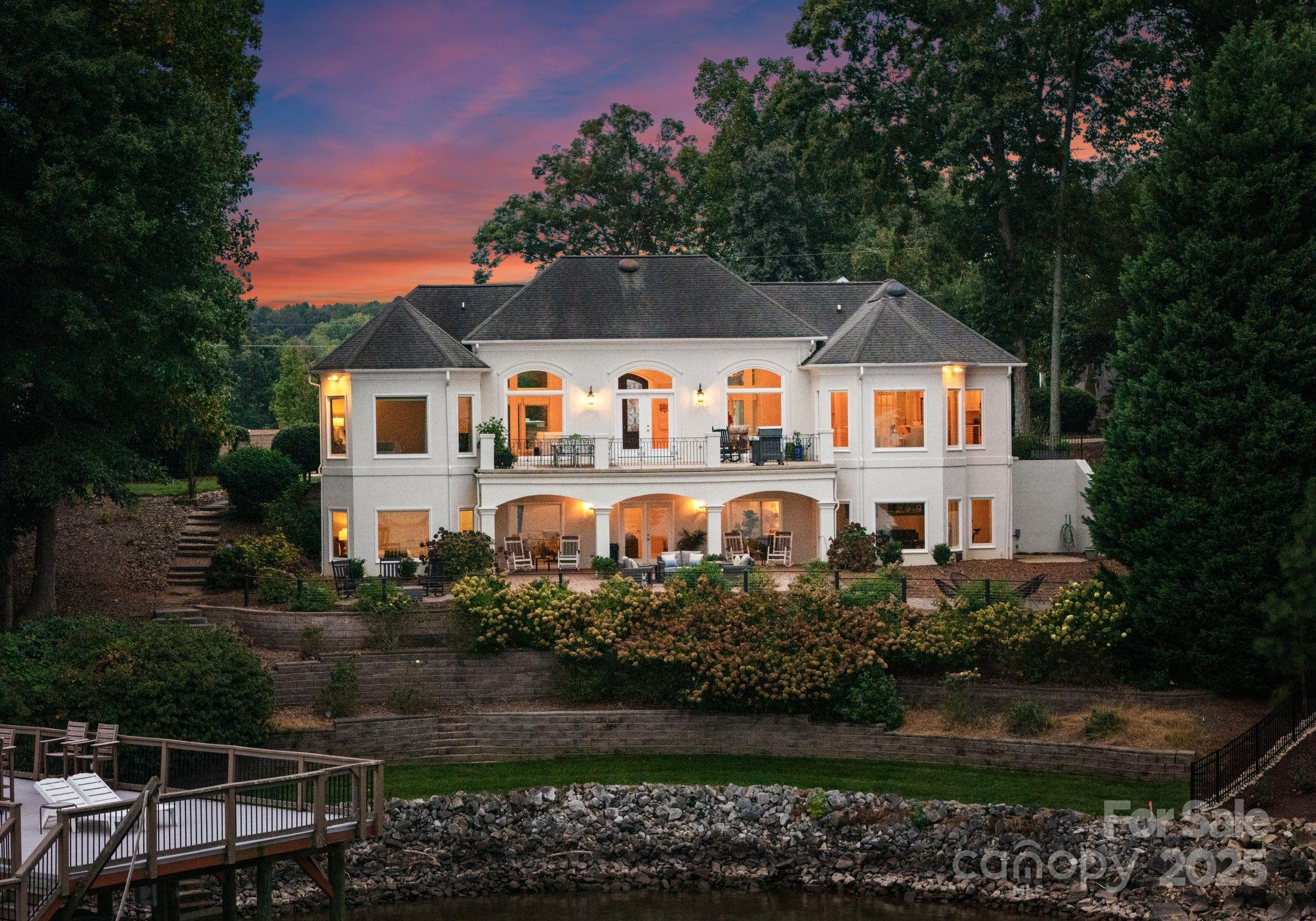102 Stone Point Court