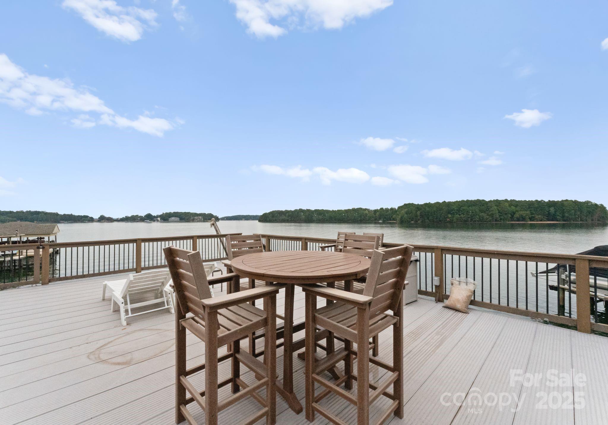 102 Stone Point Court