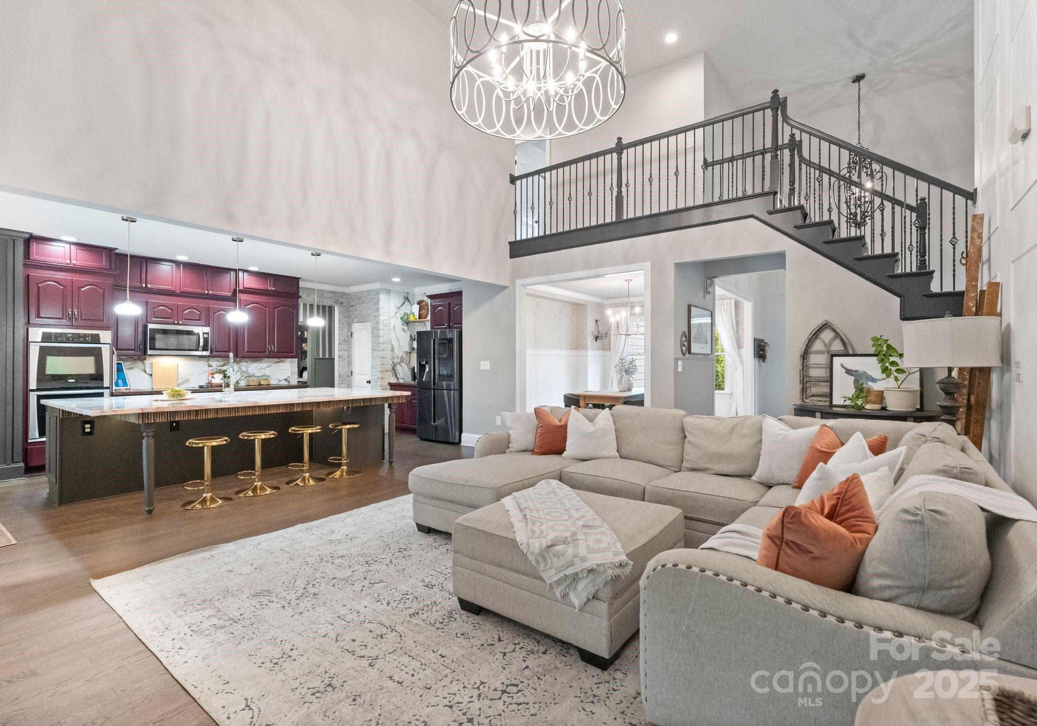 257 Woodstream Circle