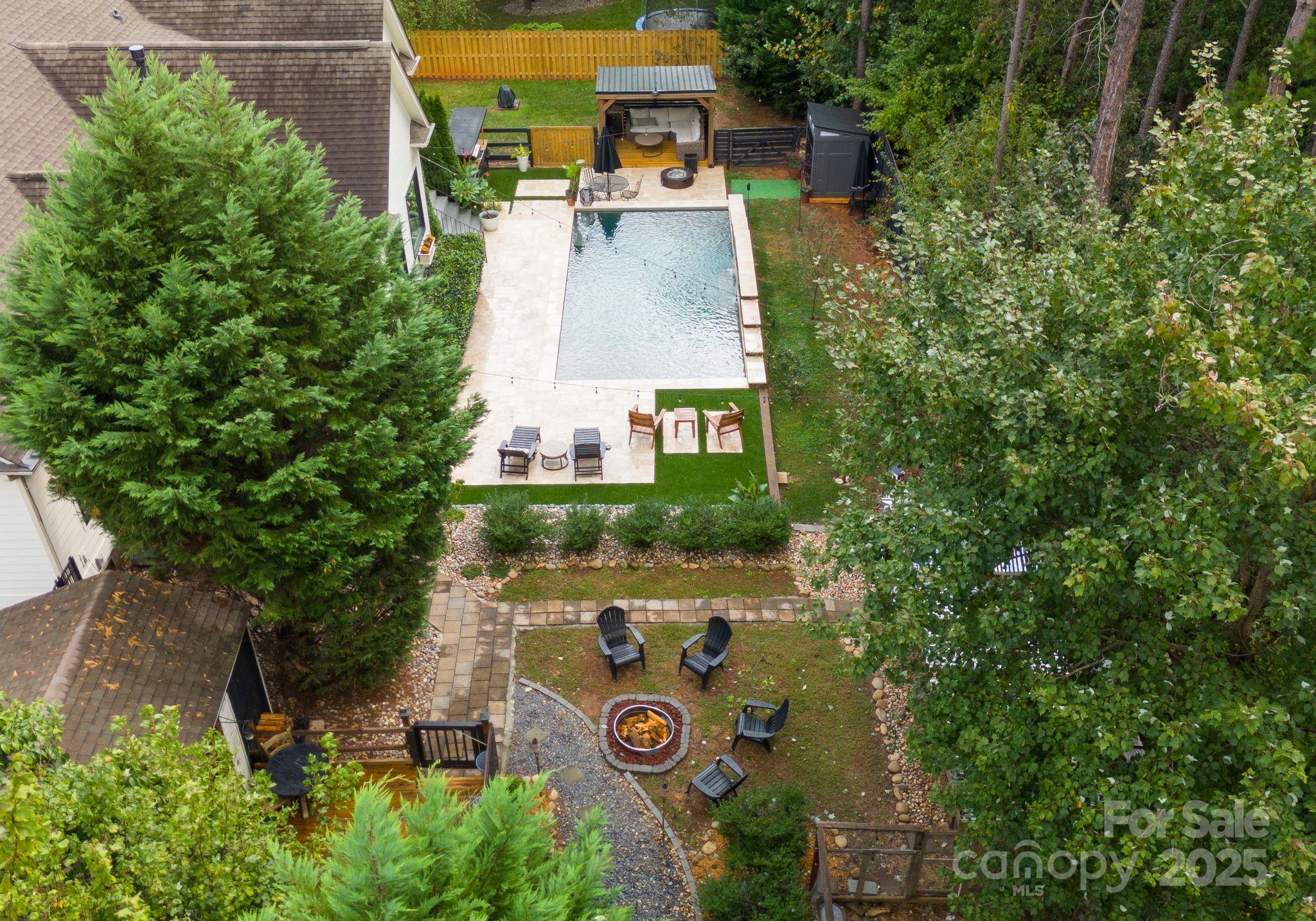 257 Woodstream Circle