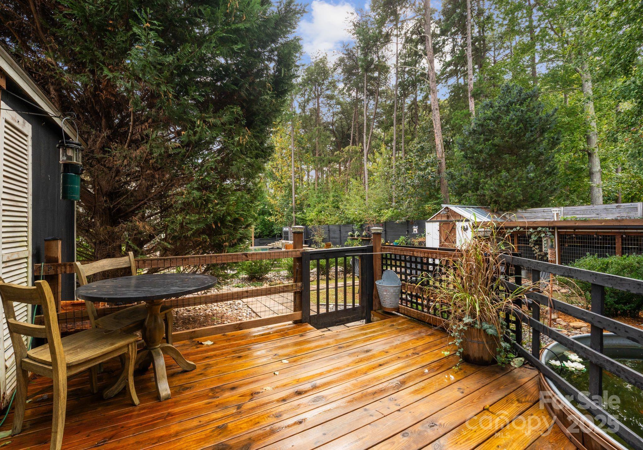 257 Woodstream Circle