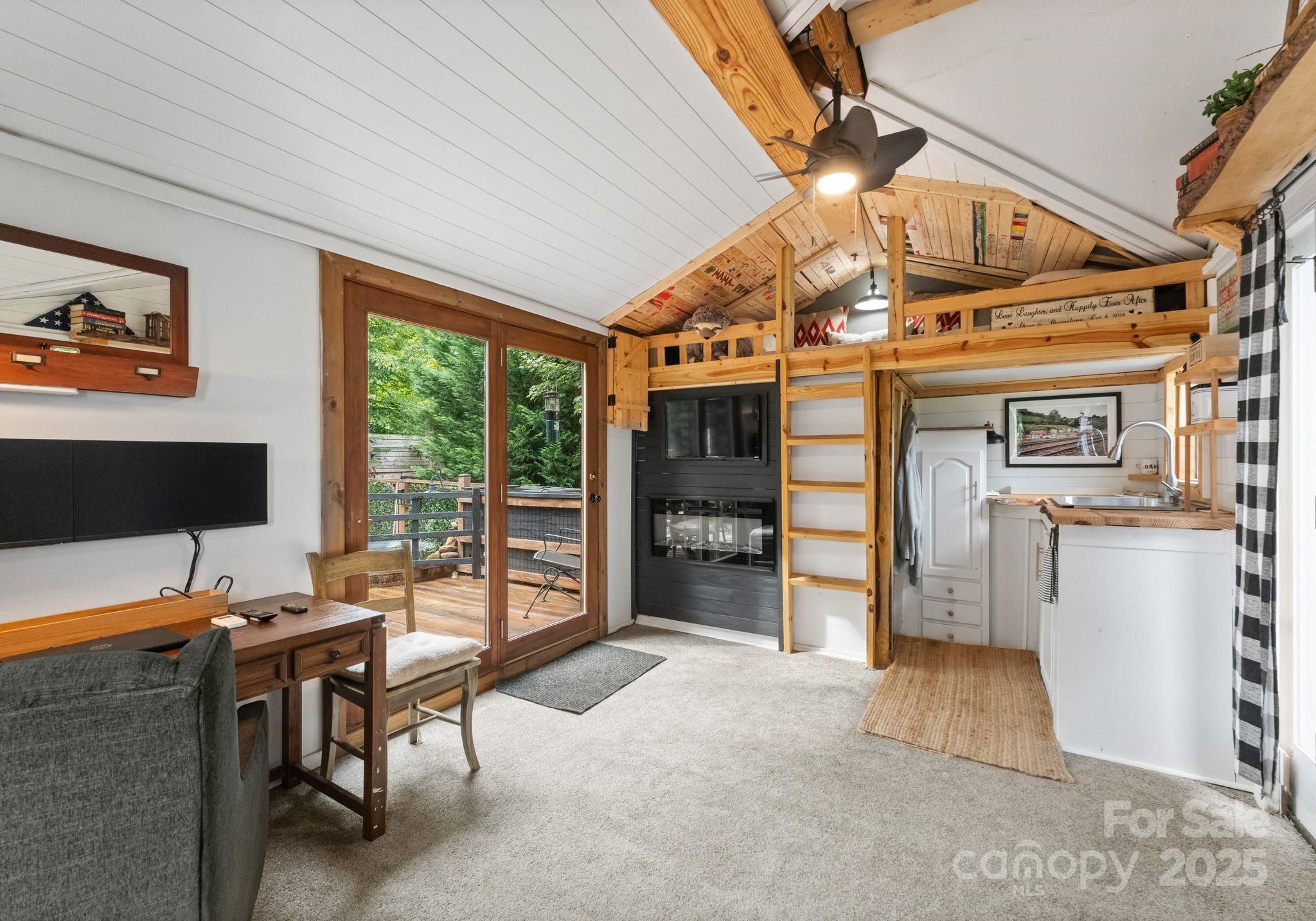 257 Woodstream Circle