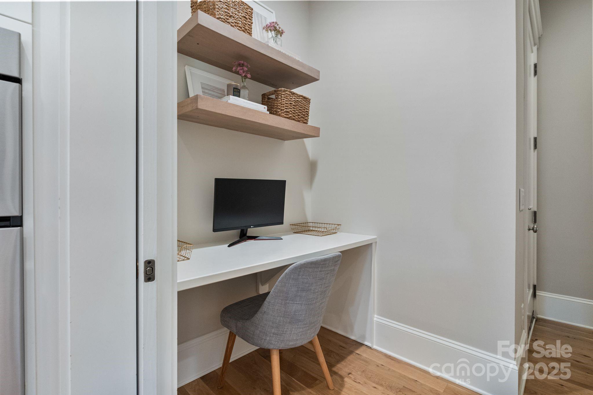 17504 Gillican Overlook Road