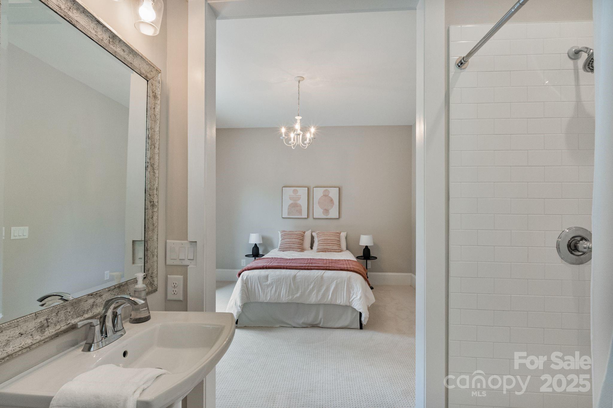 17504 Gillican Overlook Road