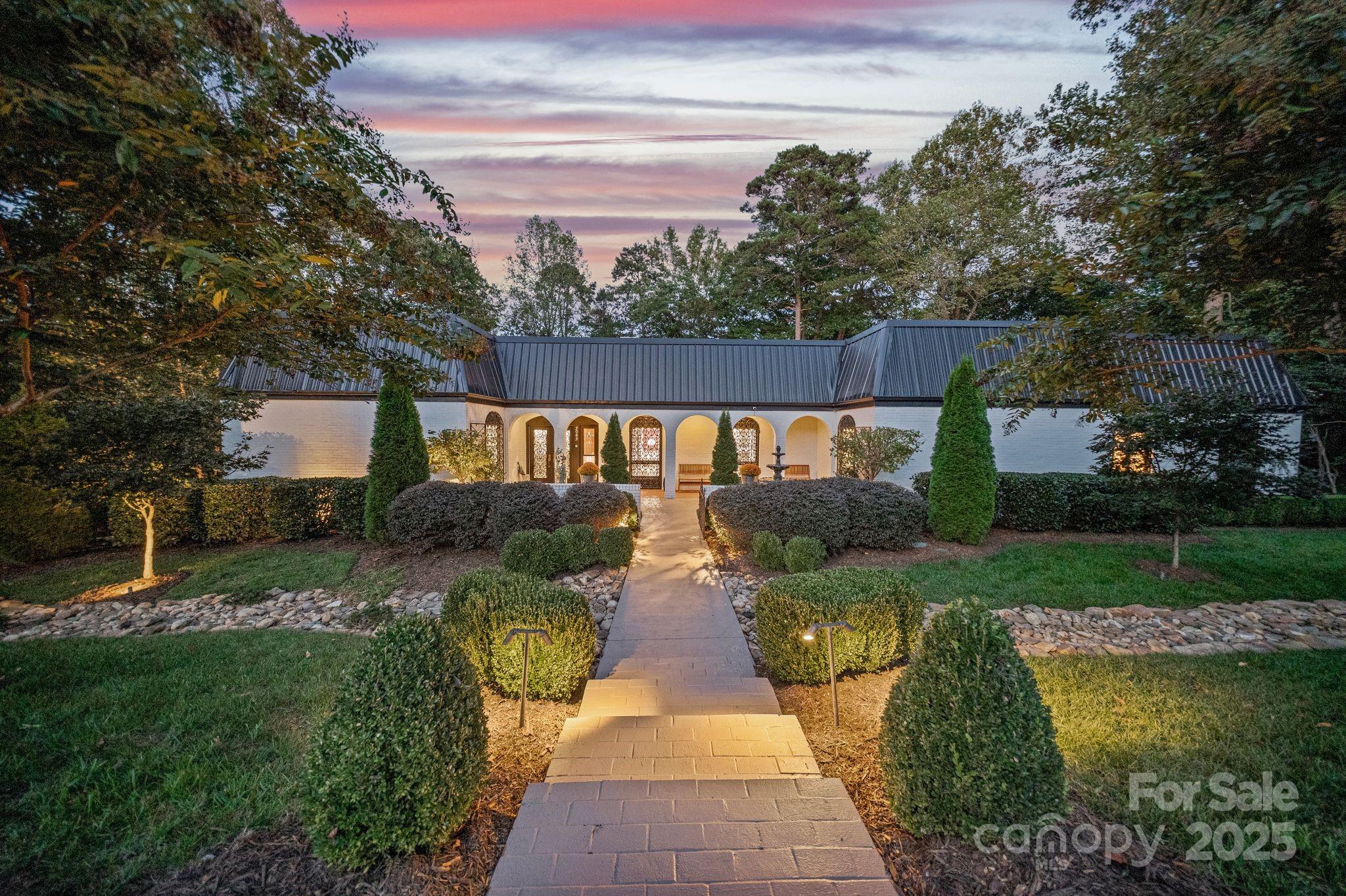 2082 2nd Street Drive NW