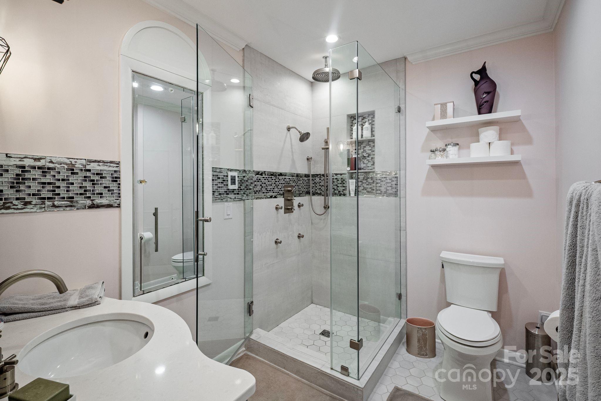 2082 2nd Street Drive NW