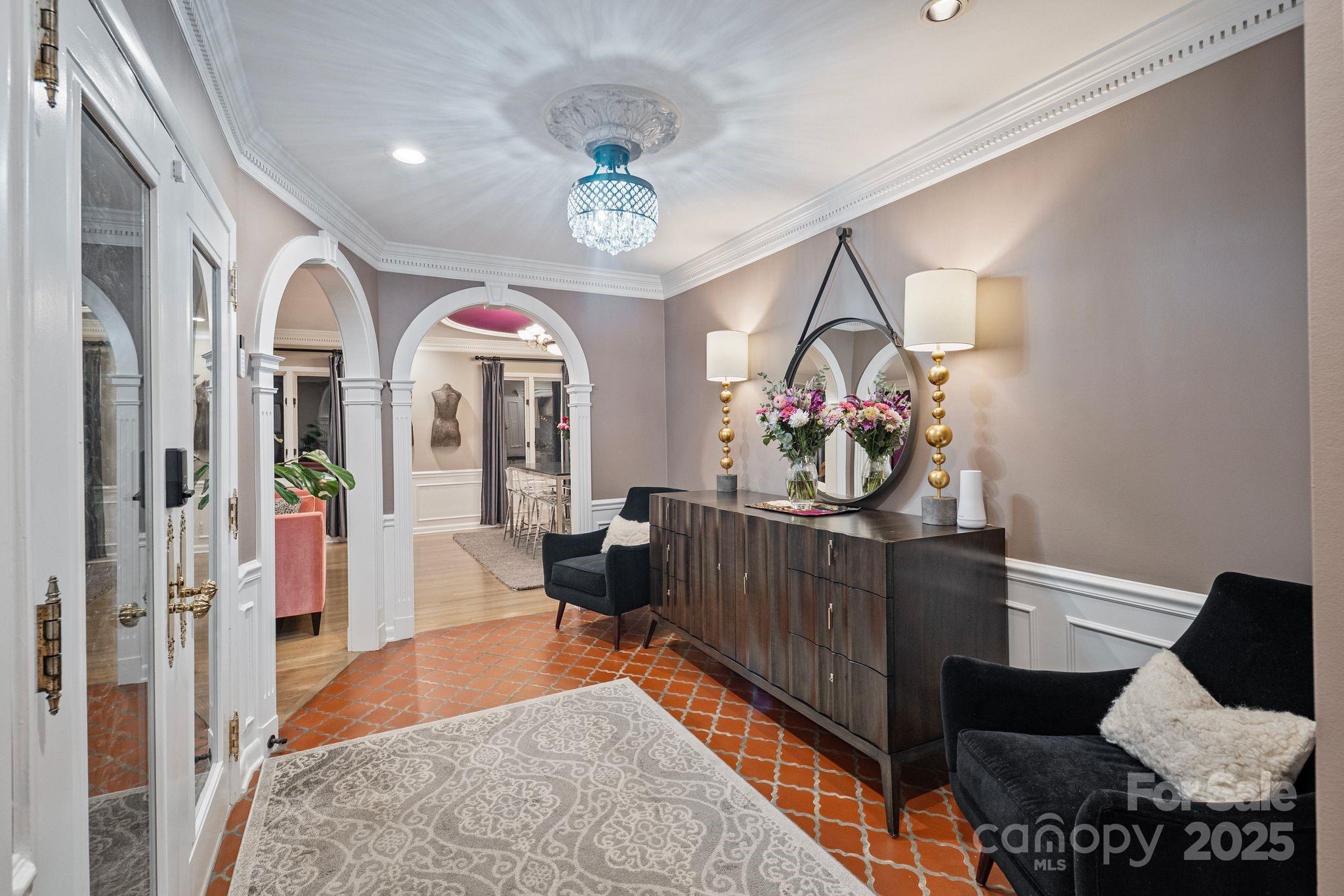 2082 2nd Street Drive NW