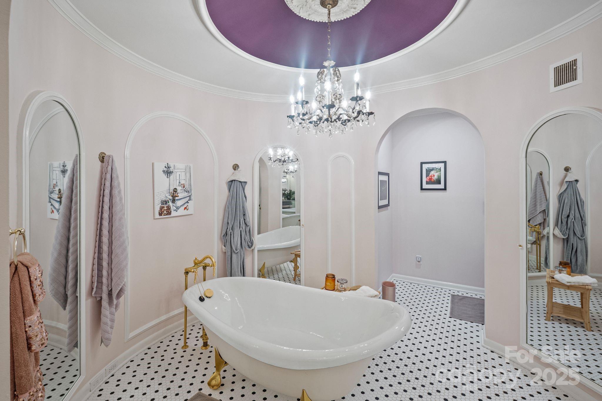 2082 2nd Street Drive NW